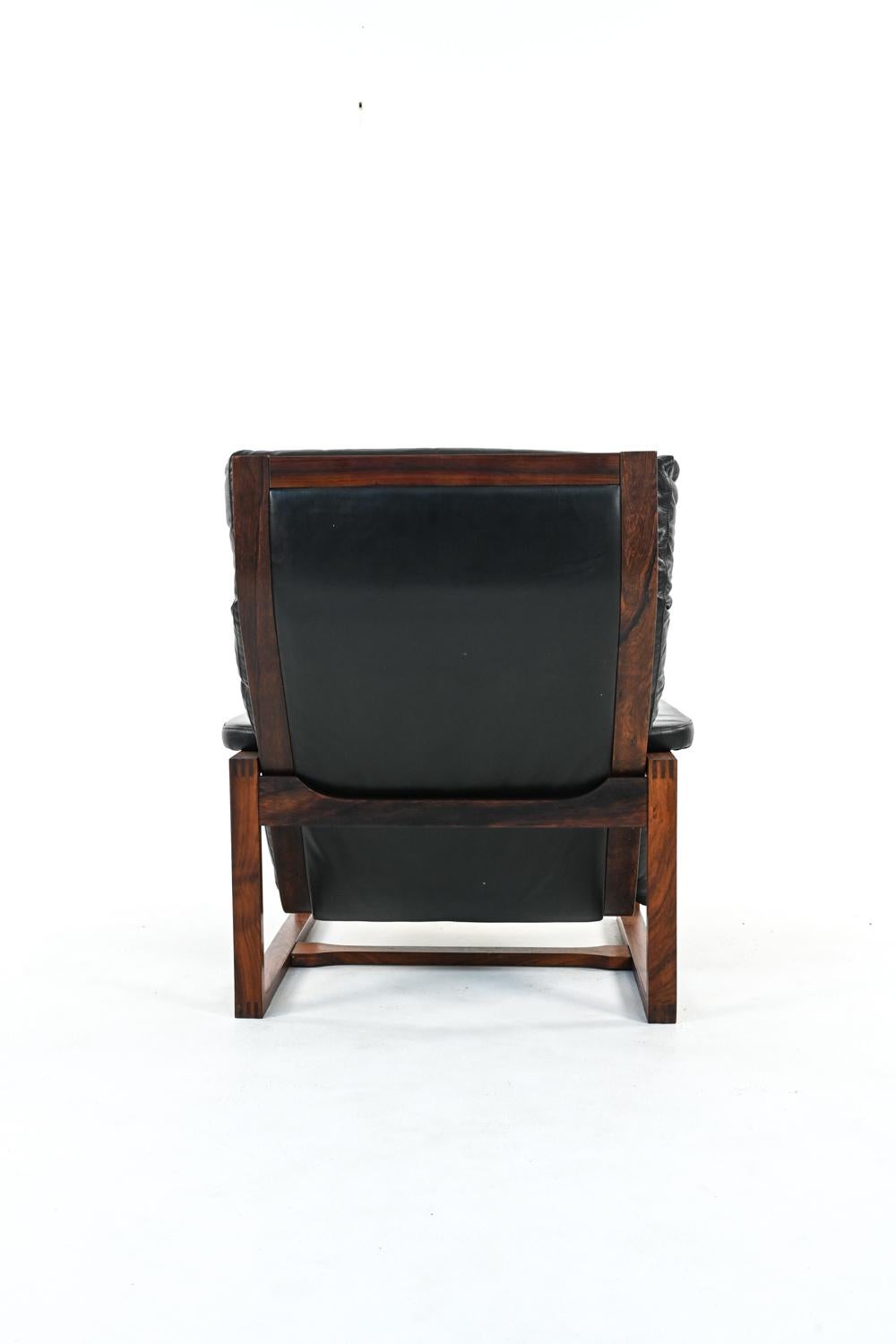 Danish Rosewood & Leather Lounge Chair in the Manner of Percival Lafer, c. 1980 In Good Condition For Sale In Norwalk, CT