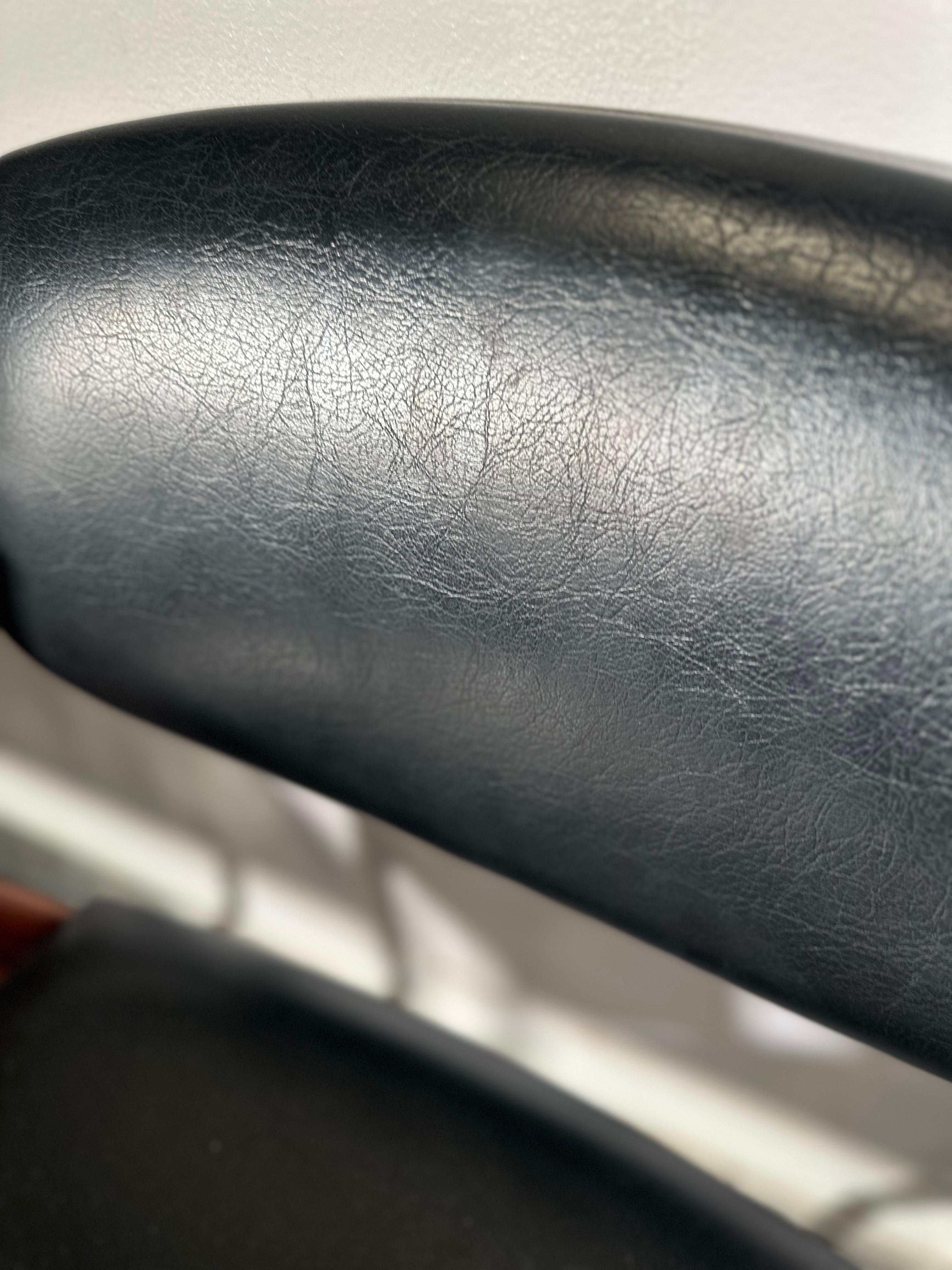Sillas de comedor MCM danesas de palisandro de Kai Kristiansen Tapicería en venta