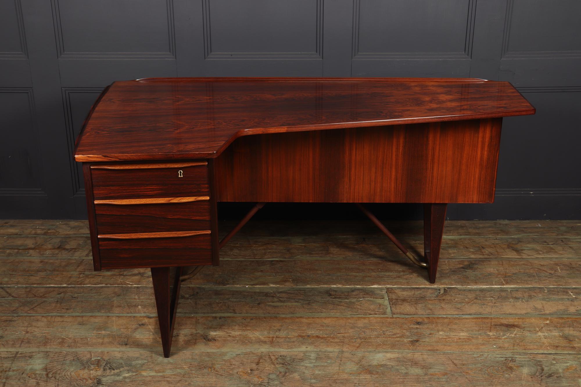 Danish Rosewood Mid Century Boomerang Desk by Lovig In Excellent Condition In Paddock Wood Tonbridge, GB