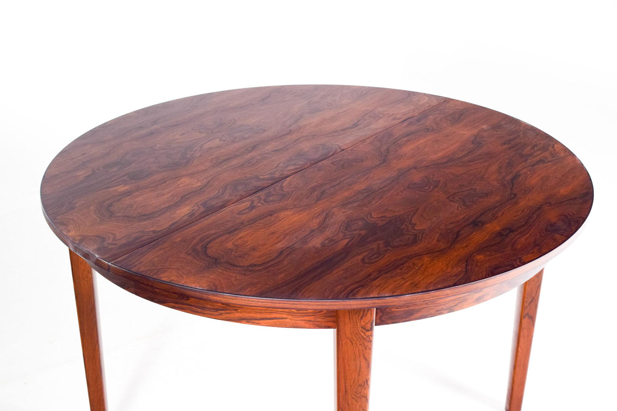 Mid Century Danish Rosewood Extending Dining Table, 1960 In Good Condition In Lisboa, Lisboa