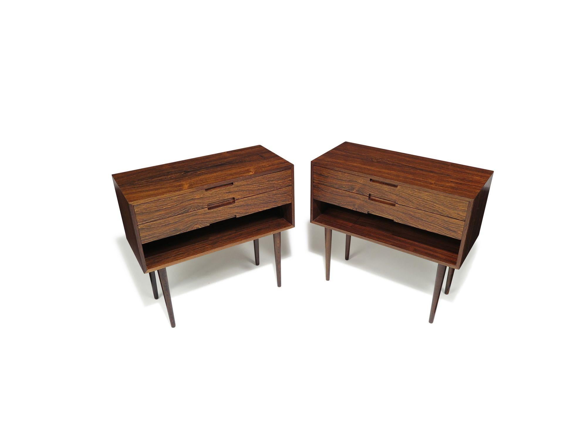 Scandinavian Modern Danish Rosewood Nightstand Bedside Tables with Drawers For Sale