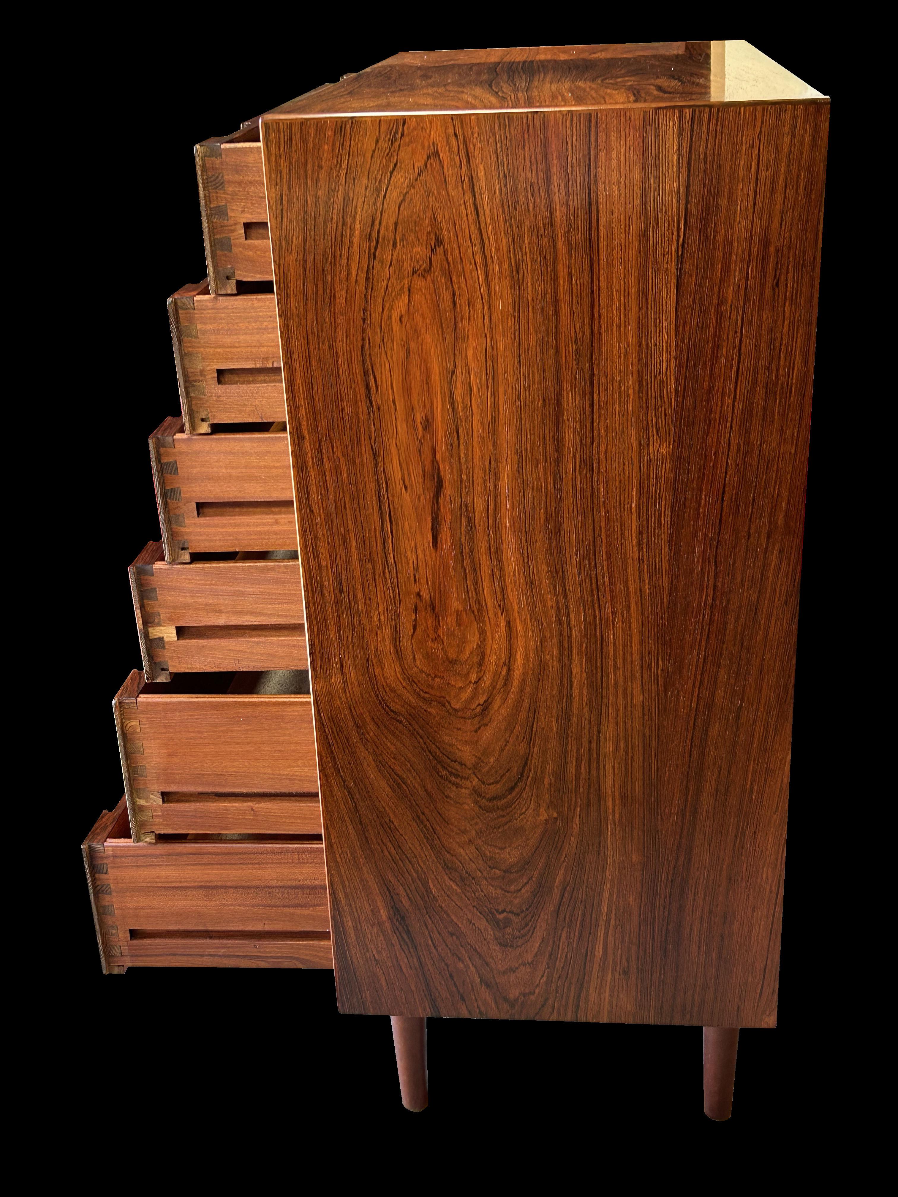 Dänische Santos-Kommode aus Rosenholz mit 6 Schubladen aus Rosenholz von Svende Lankilde (Hartholz) im Angebot