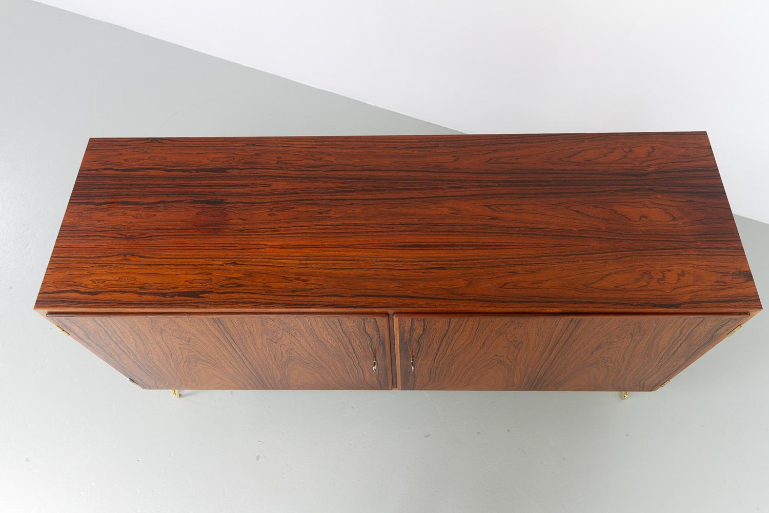 Aparador danés de palisandro de Carlo Jensen para Hundevad & Co, años 60. en venta 7