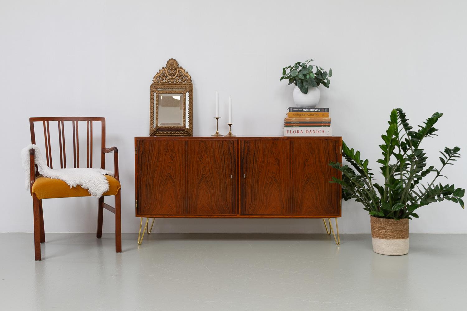 Aparador danés de palisandro de Carlo Jensen para Hundevad & Co, años 60. en venta 8