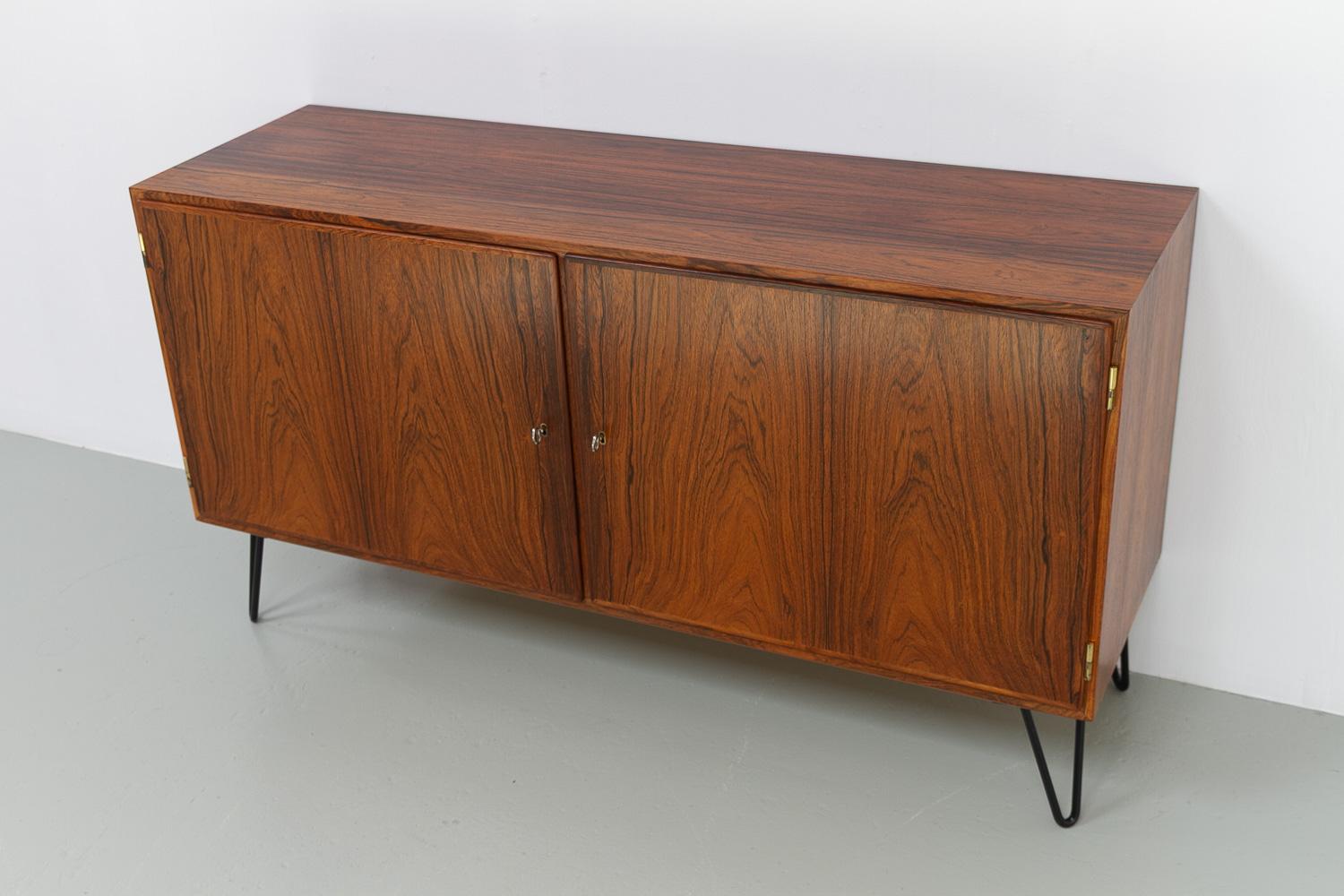 Danish Rosewood Sideboard by Carlo Jensen for Hundevad & Co, 1960s. For Sale 13