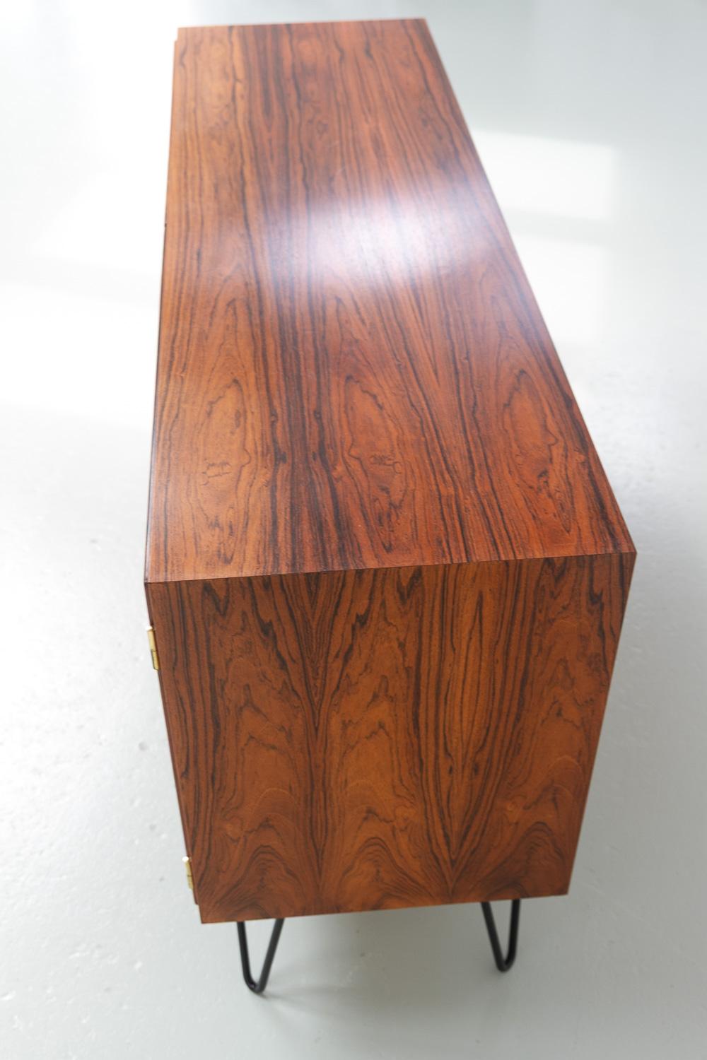 Danish Rosewood Sideboard by Carlo Jensen for Hundevad & Co, 1960s. For Sale 3
