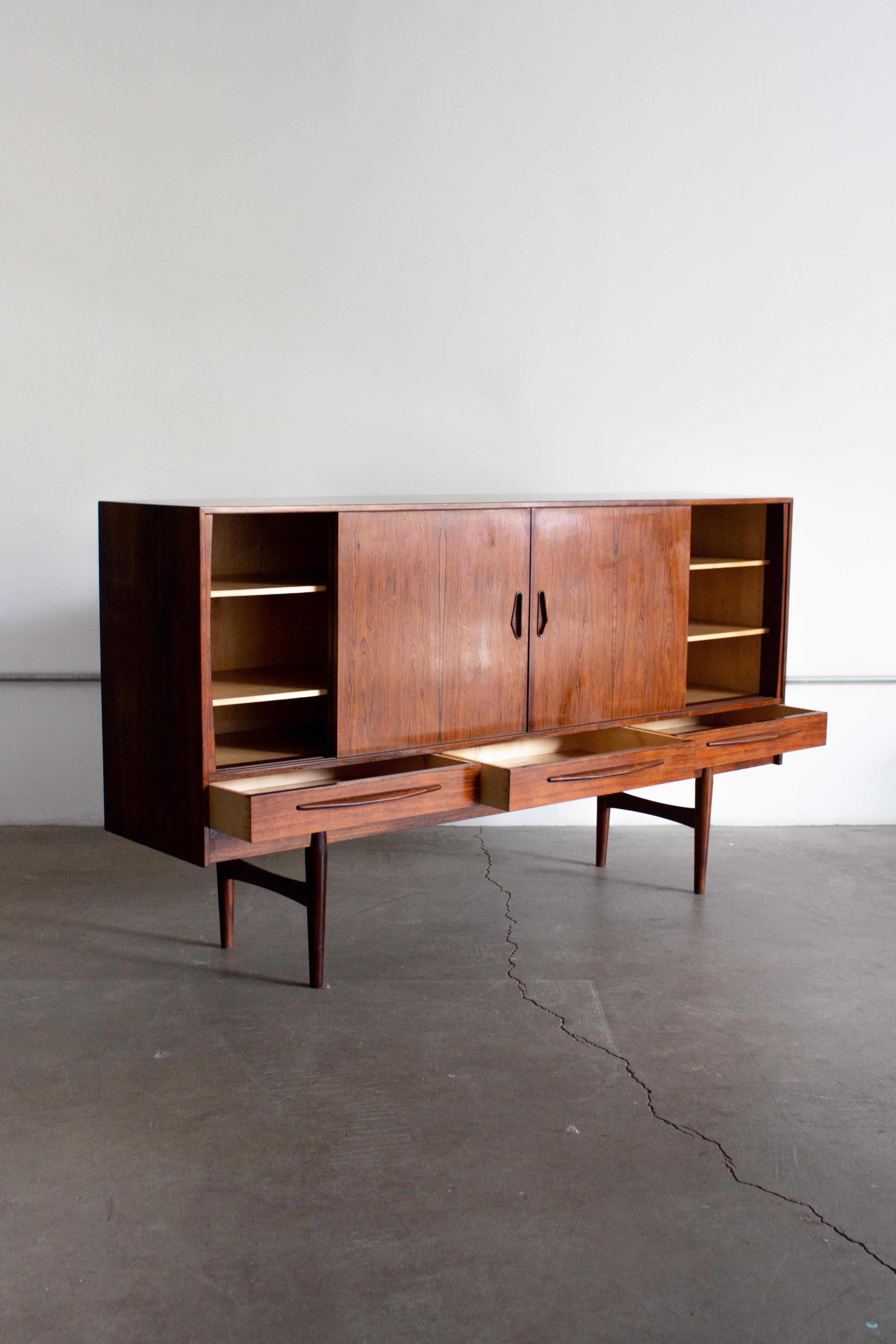 Dänisches palisanderholz-sideboard von e.w. Bach im Angebot 6