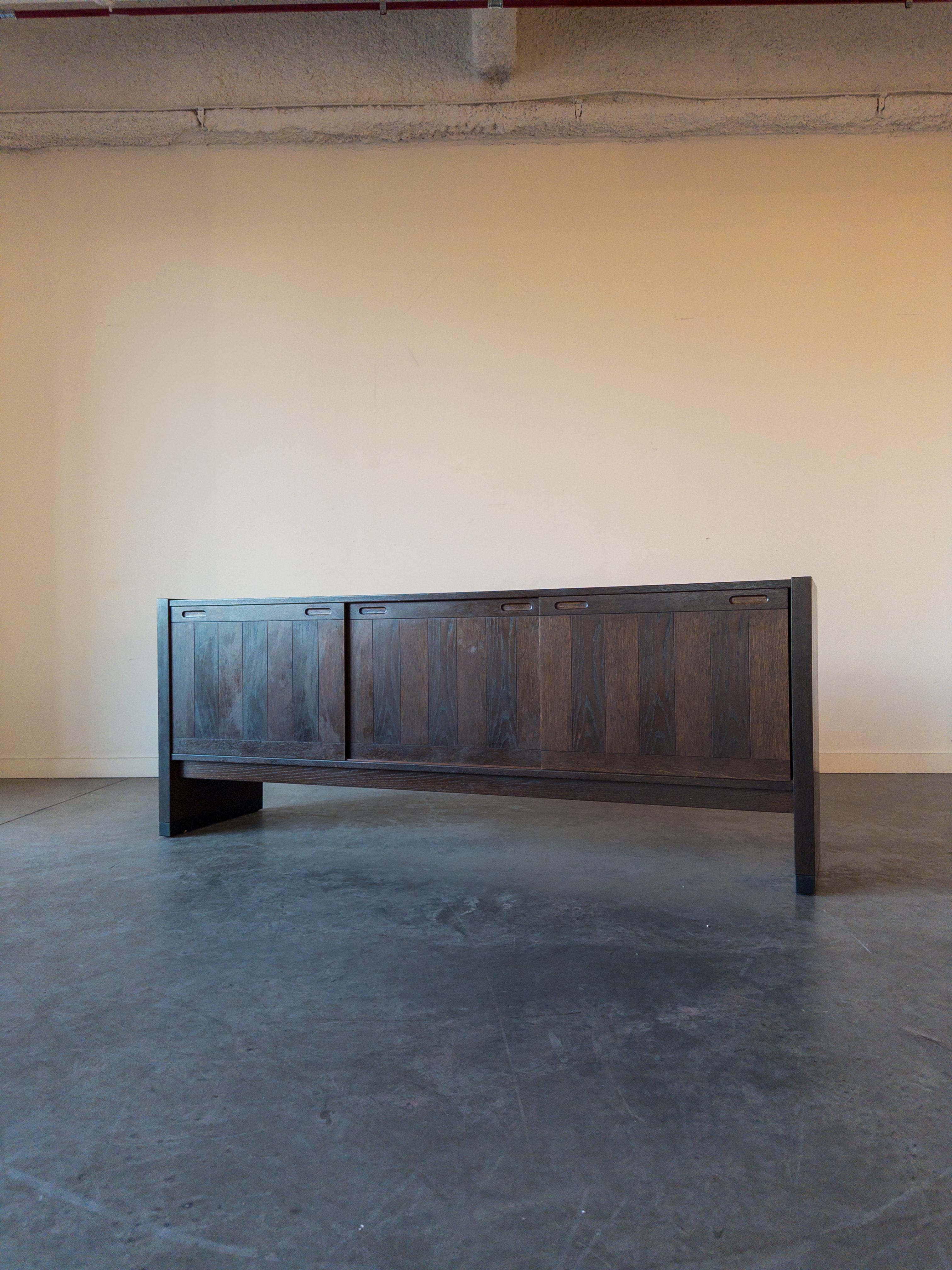 Buffet danois en bois de rose par Skovby Møbelfabrik A/S en vente 3