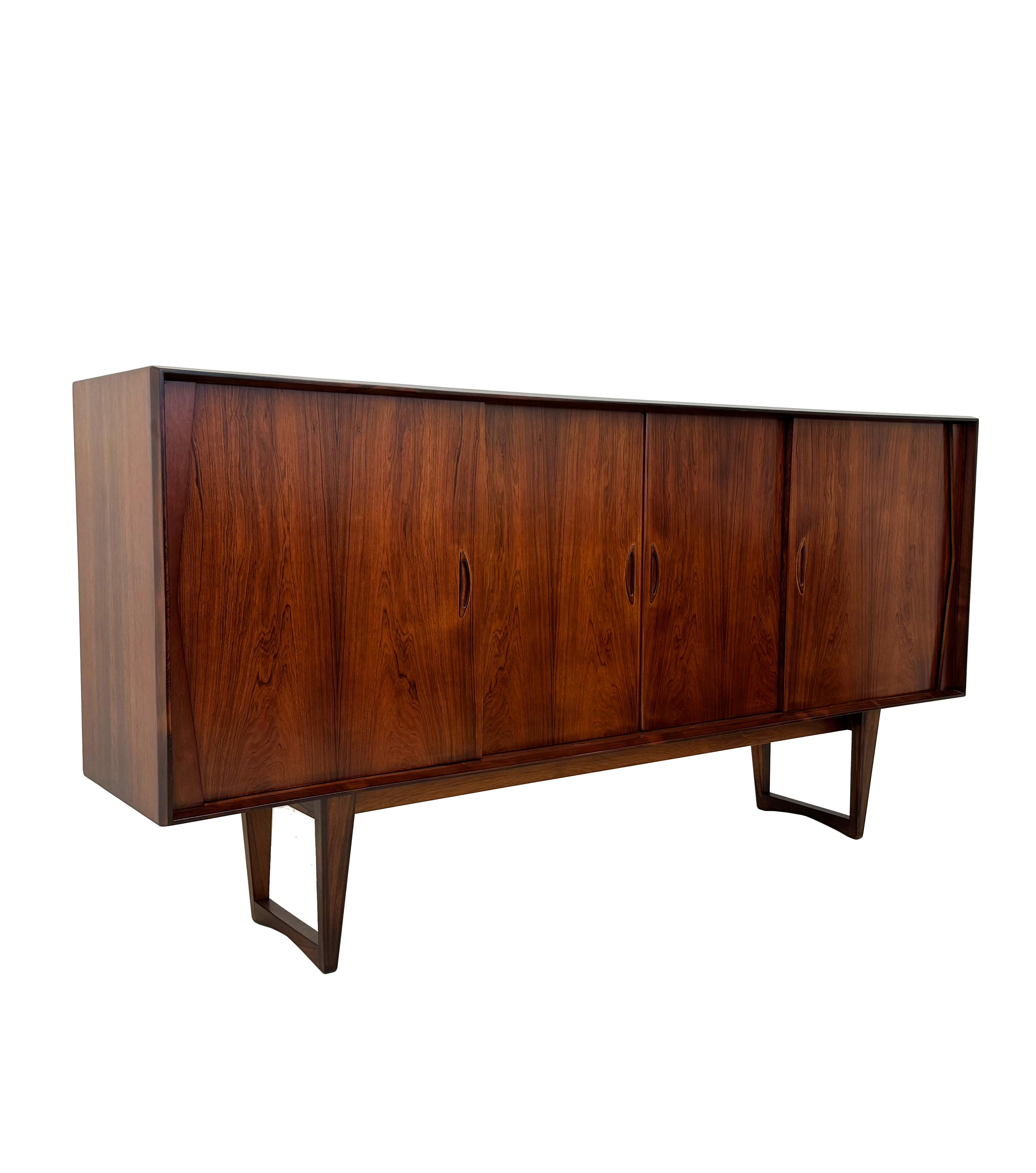 Danish rosewood sideboard. Denmark 1960s. Size 220cm For Sale 1