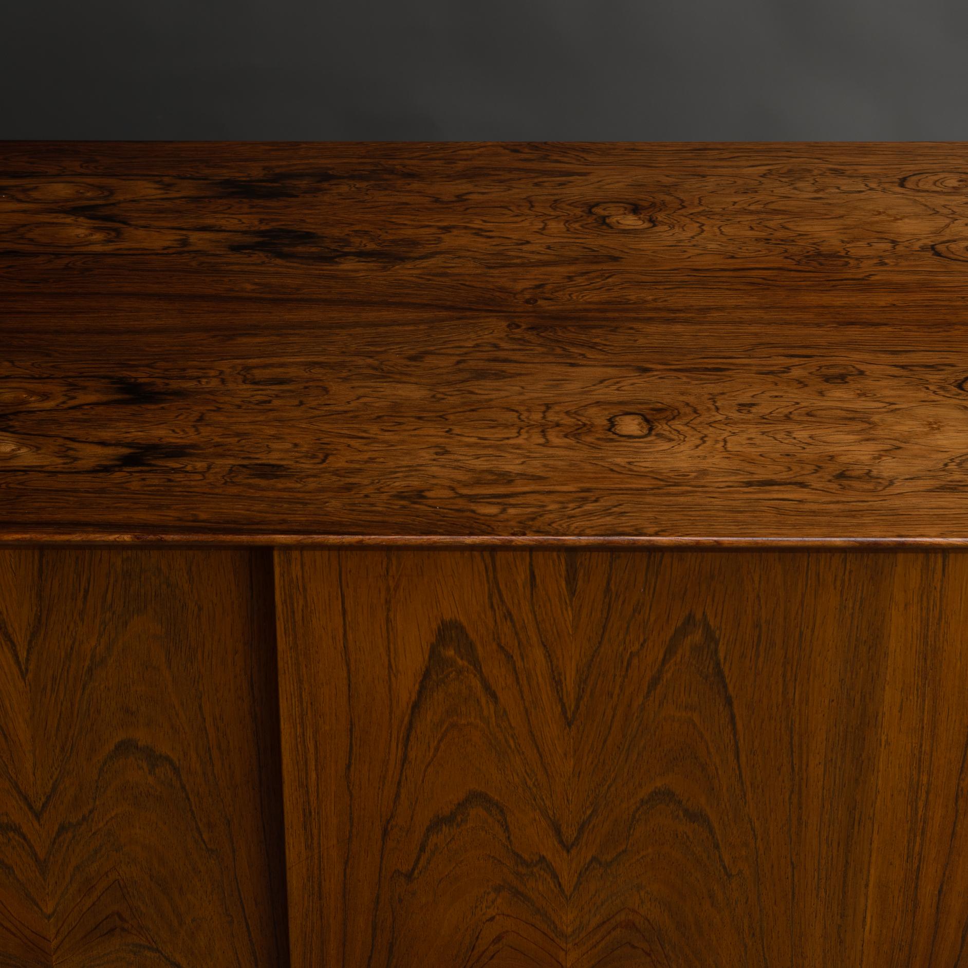 Danish Rosewood Sideboard Model No. 18 by Gunni Omann for Omann Jun, 1960s in vendita 4