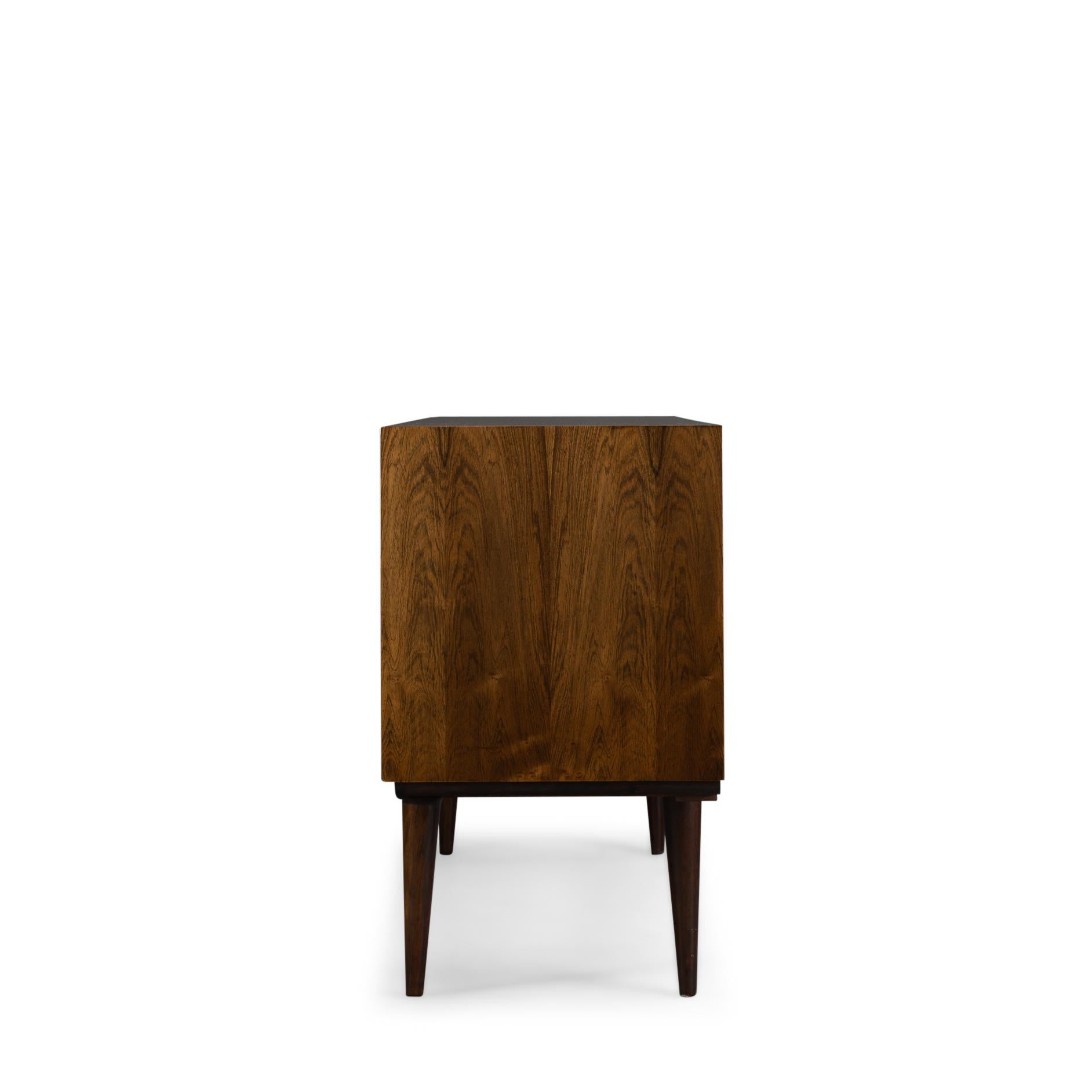 Danese Danish Rosewood Sideboard Model No. 18 by Gunni Omann for Omann Jun, 1960s in vendita