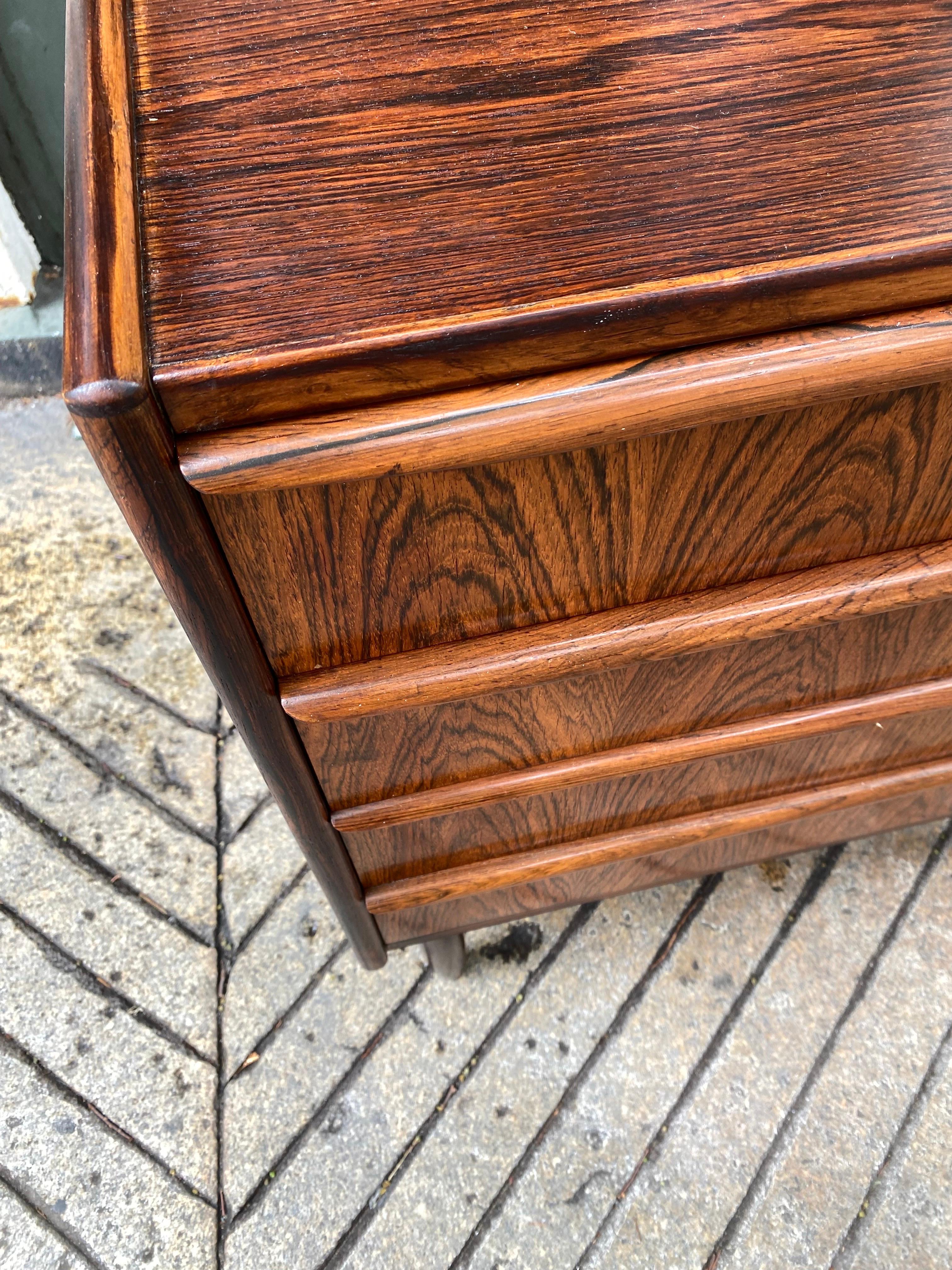 Scandinavian Modern Danish Rosewood Small Dresser in the style of Arne Vodder For Sale