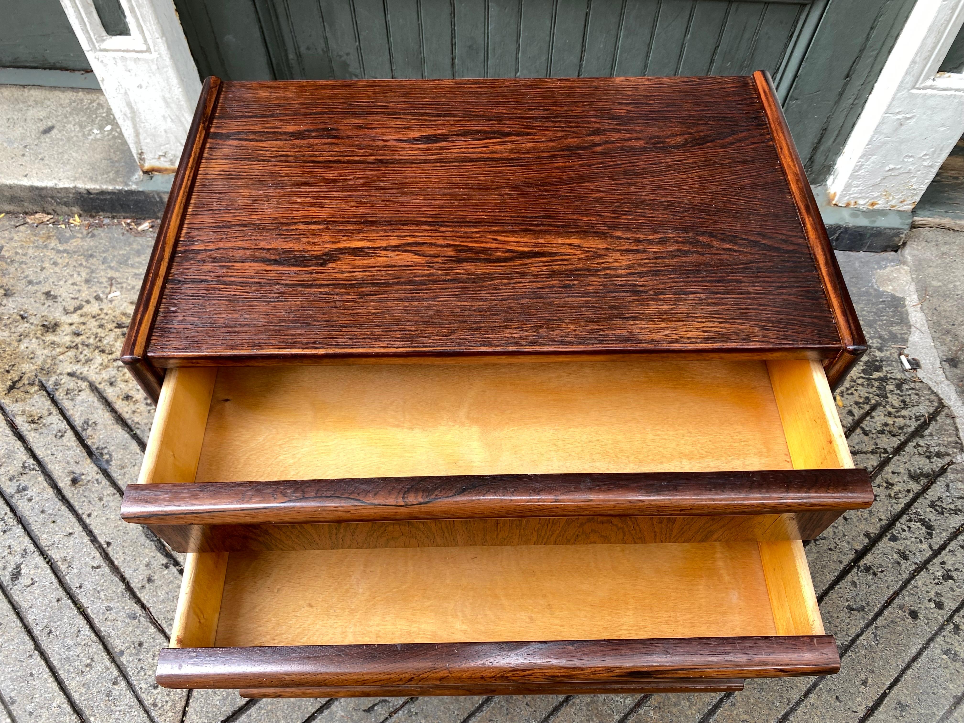 Danish Rosewood Small Dresser in the style of Arne Vodder For Sale 2