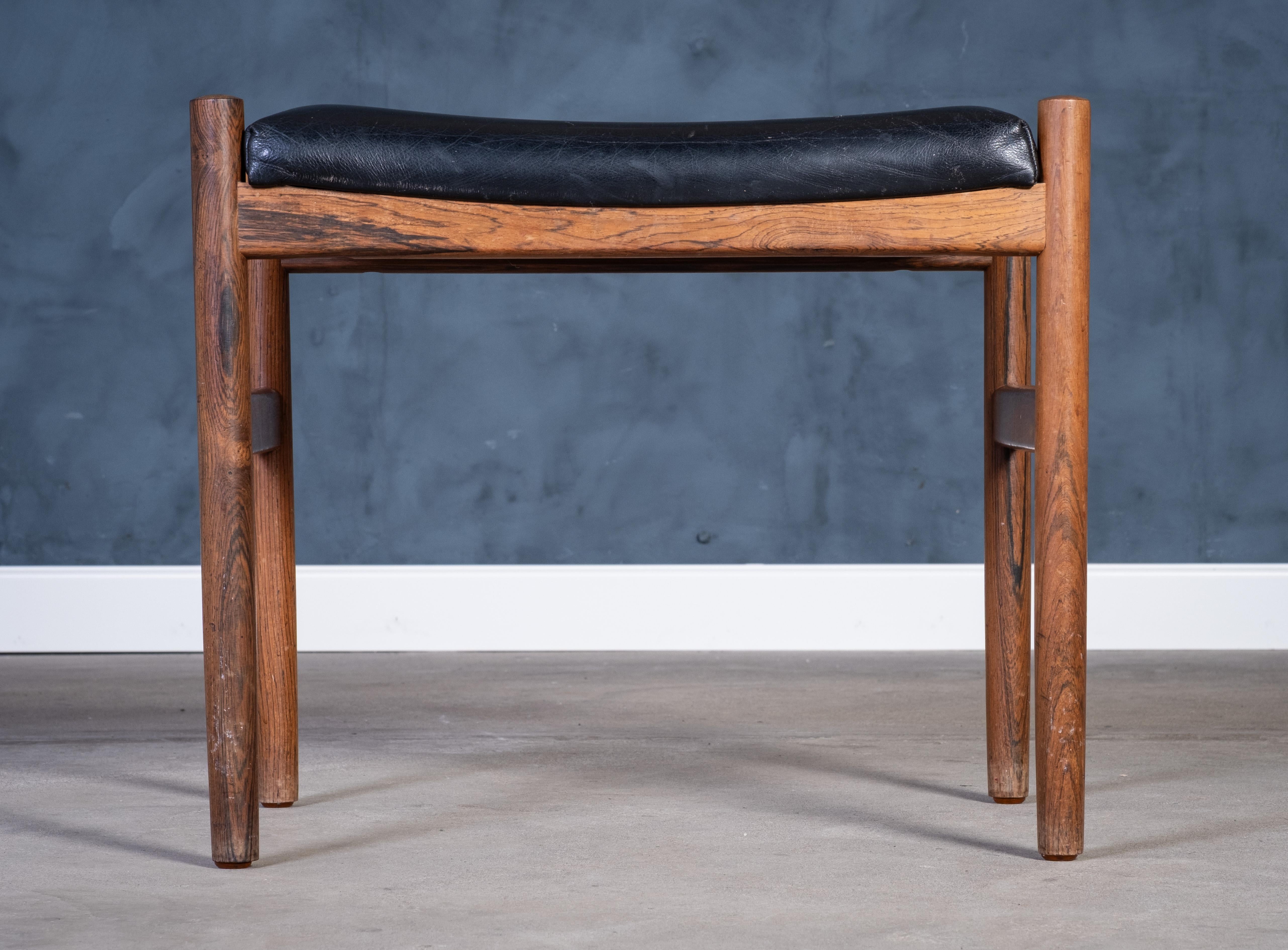 Danish Rosewood Stool with Black Leather Seat, 1960s In Good Condition For Sale In Nørre Aaby, DK
