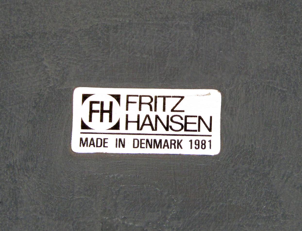 Danish Rosewood Super Ellipse Table by Piet Hein for Fritz Hansen 4