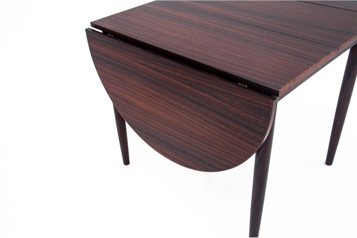 Scandinavian Modern Danish Rosewood Table, 1960s, Renovated For Sale