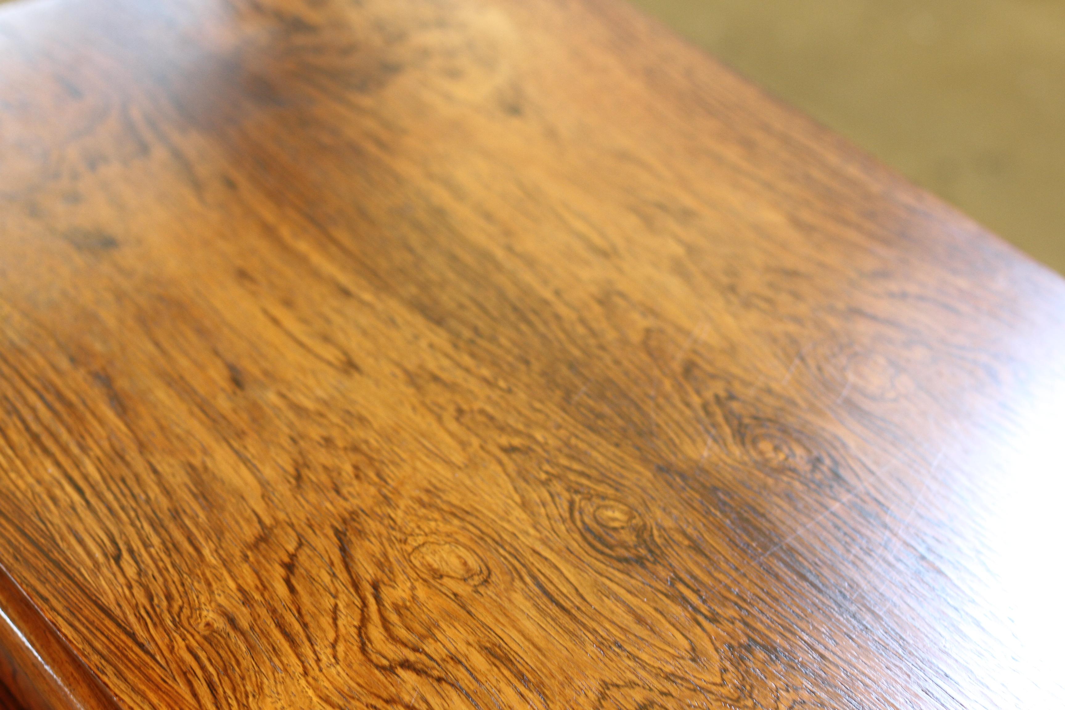 Table danoise en palissandre attribuée à Erling Torvits, Nid de couture, années 1960 Danemark en vente 1