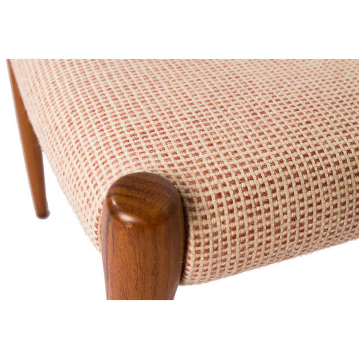 Danish Rosewood Upholstered Ottoman by Niels Moller

Additional information:
Material: Rosewood, Upholstery
Featured at Kensington:
Tall Danish Modern Rosewood (Model 80) ottoman designed by Niels Møller with original upholstery. In near