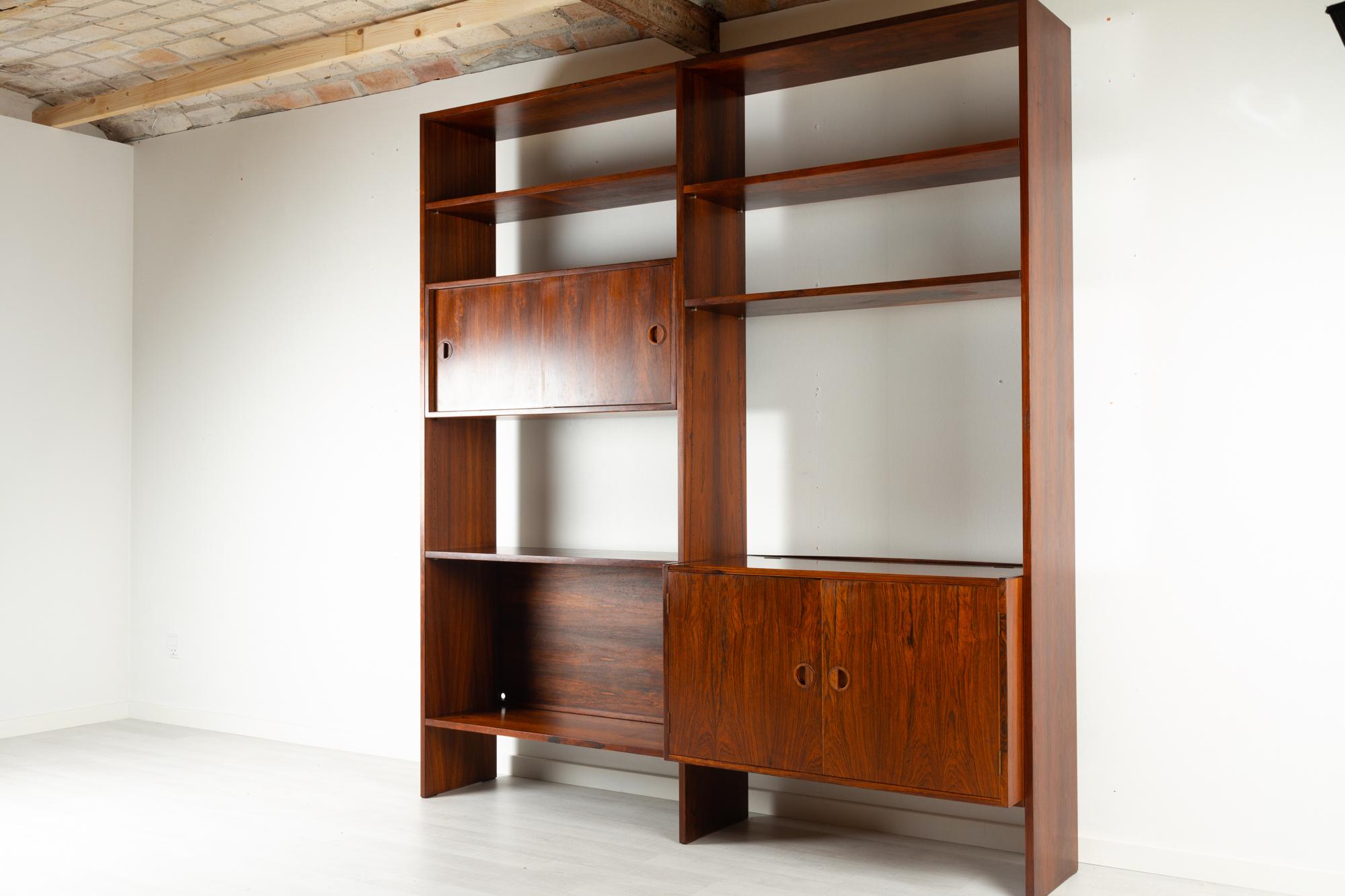 Danish Rosewood Wall Unit by HG Furniture 1960s In Good Condition In Asaa, DK