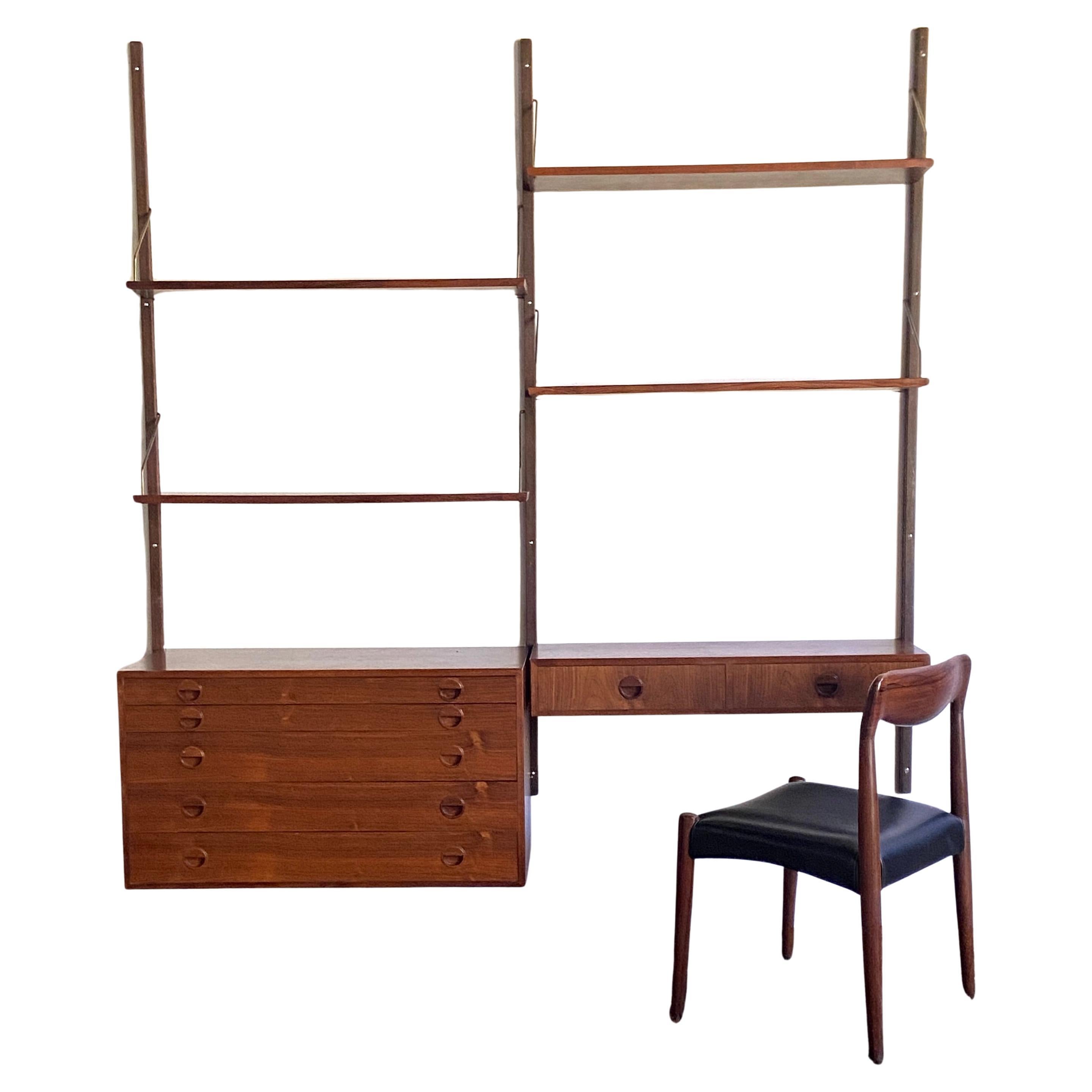 Dänische Wandeinheit aus Rosenholz mit Schubladen und Schreibtisch von Hansen & Guldborg