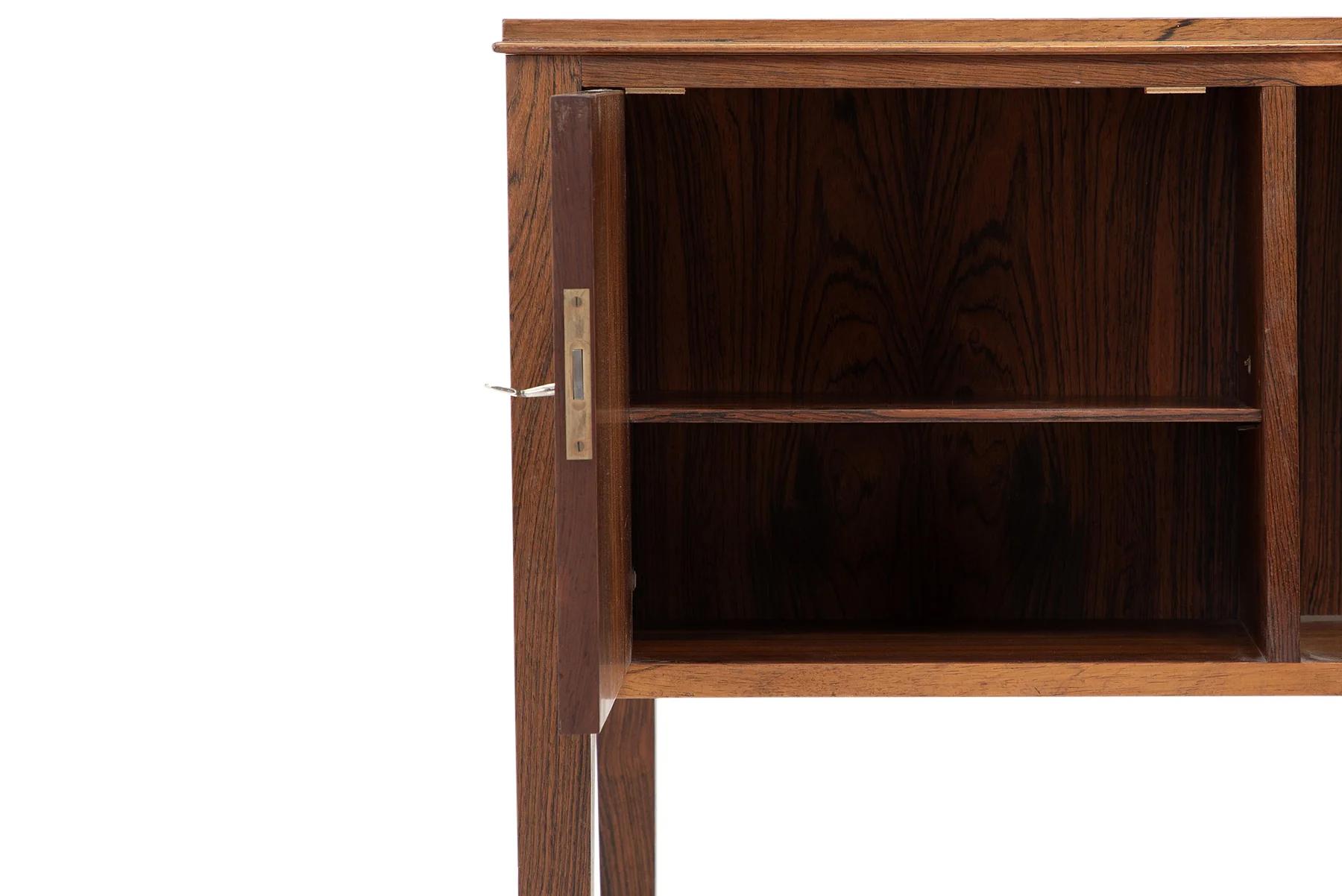 Mid-Century Modern Danish Rosewood Writing Desk in the Manner of Ole Wanscher For Sale