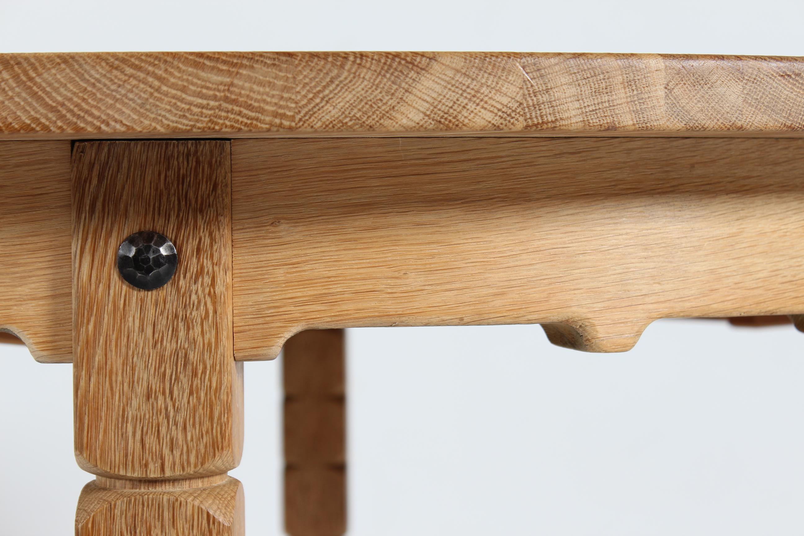 Danish Round Extendable Dining Table of Oak in Henning  Kjærnulf Style Ø 120 cm For Sale 5