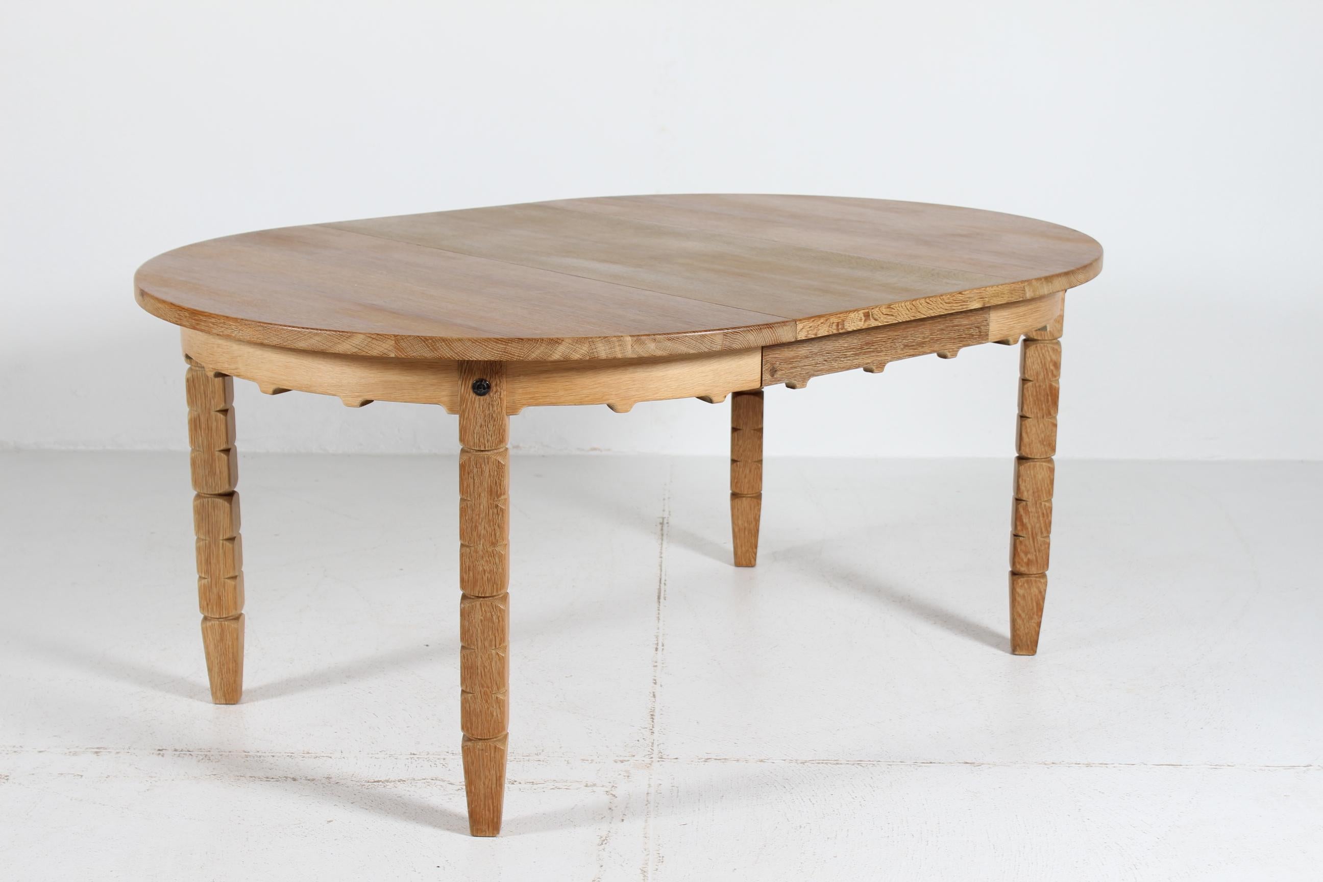 Danish Round Extendable Dining Table of Oak in Henning  Kjærnulf Style Ø 120 cm For Sale 9