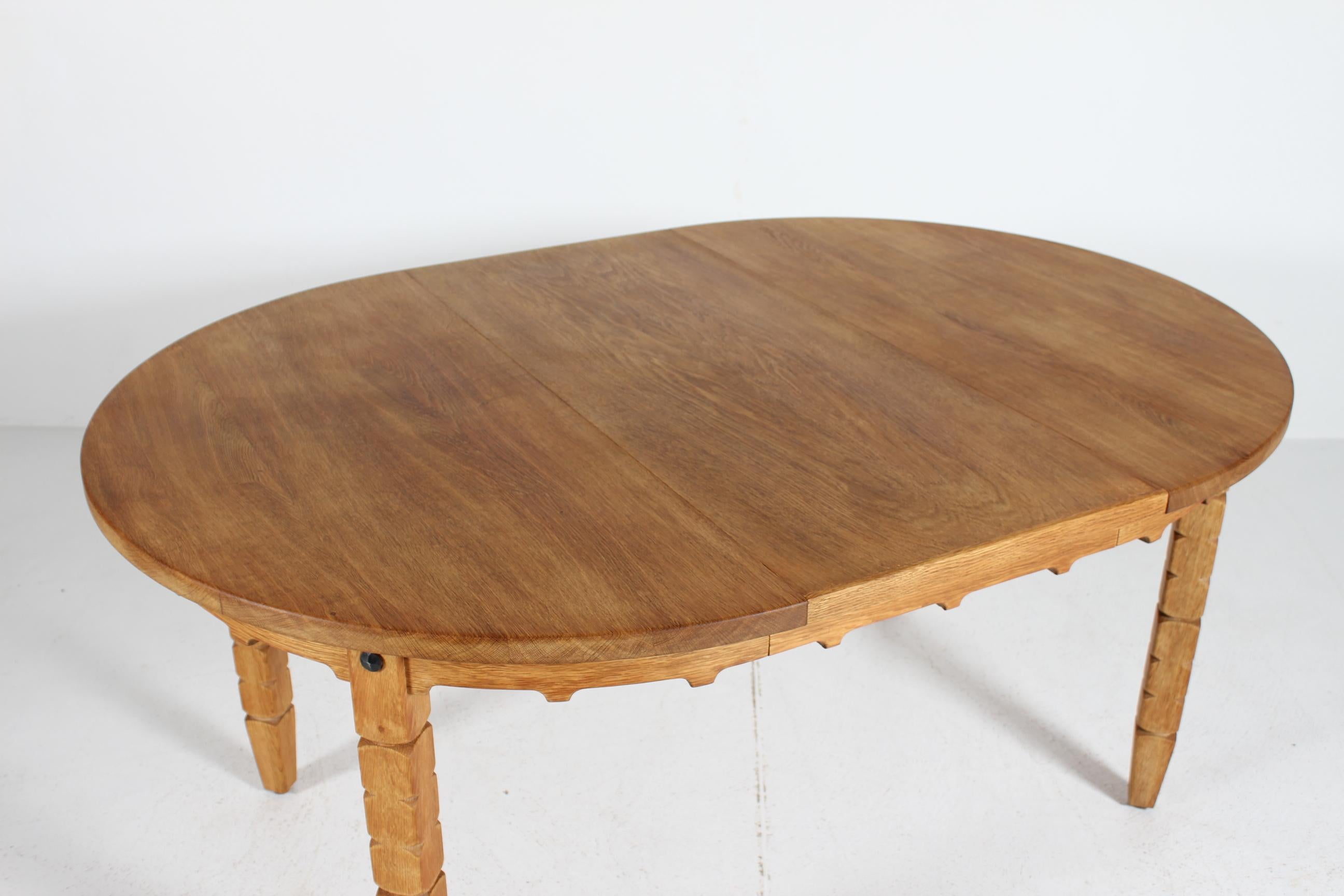 Danish Round Extendable Dining Table of Oak in Henning  Kjærnulf Style Ø 120 cm For Sale 1