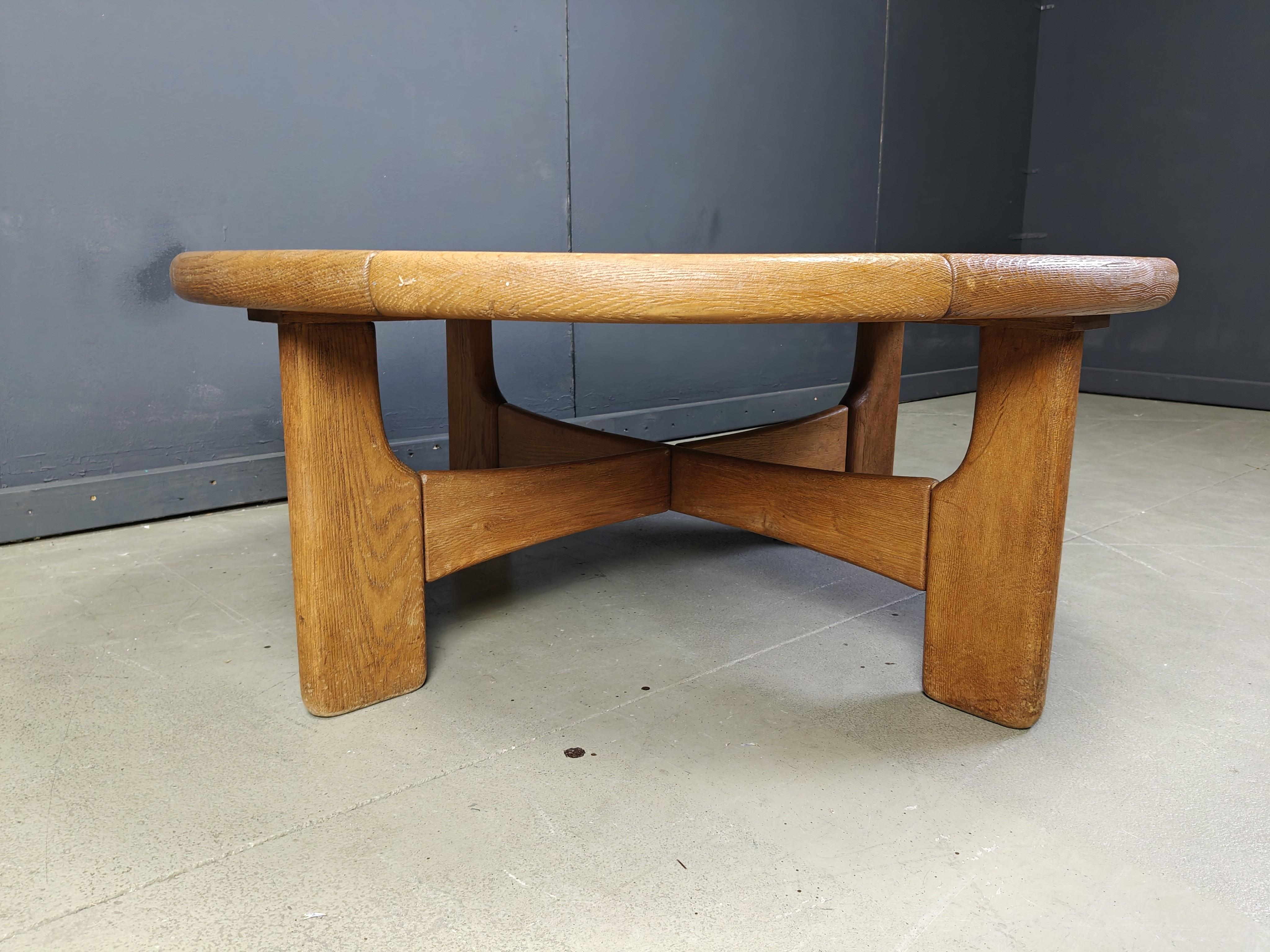 Mid-20th Century Danish round oak coffee table, 1960s For Sale