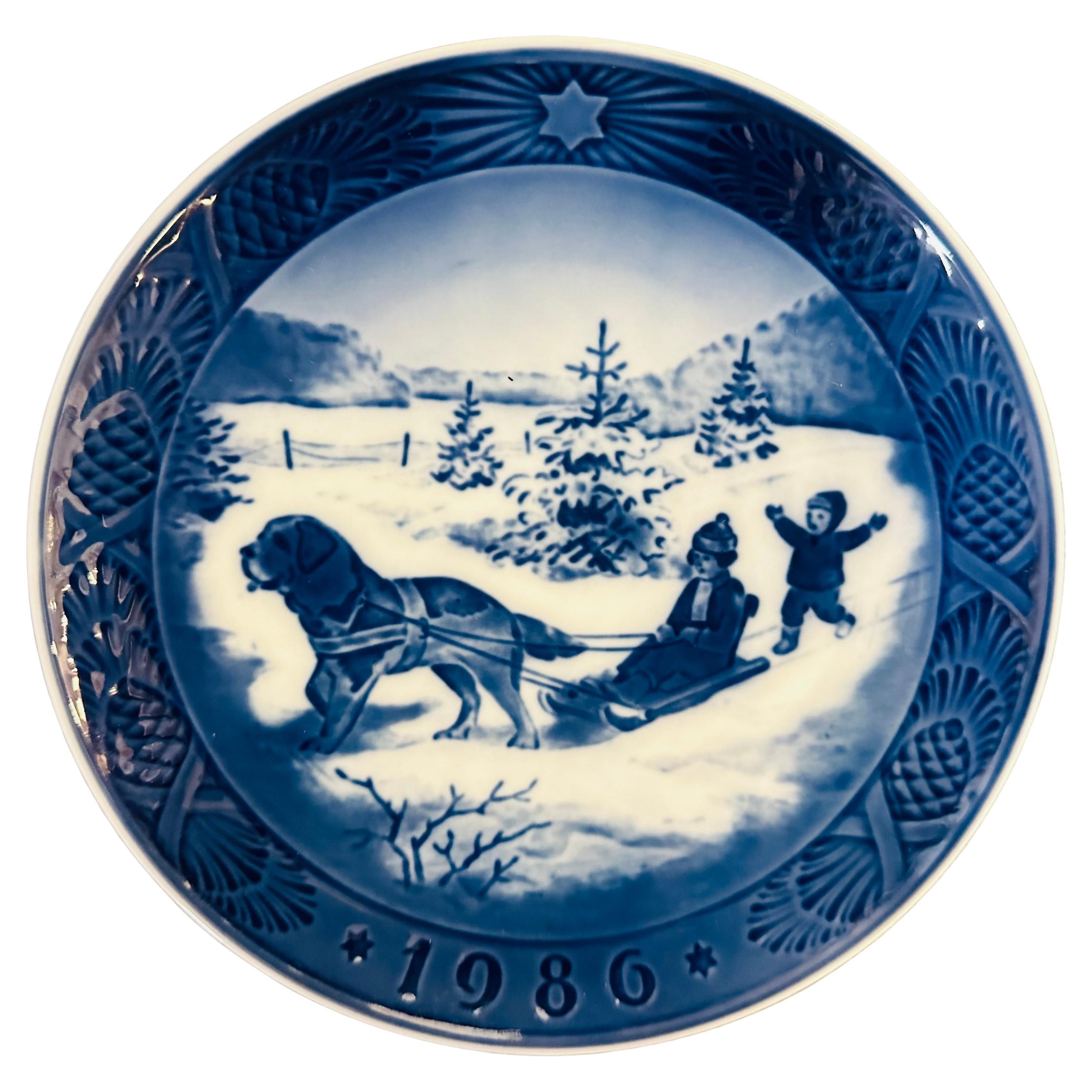 Danish Royal Copenhagen Christmas Plate 1986 - "Christmas Holidays Juleferie"