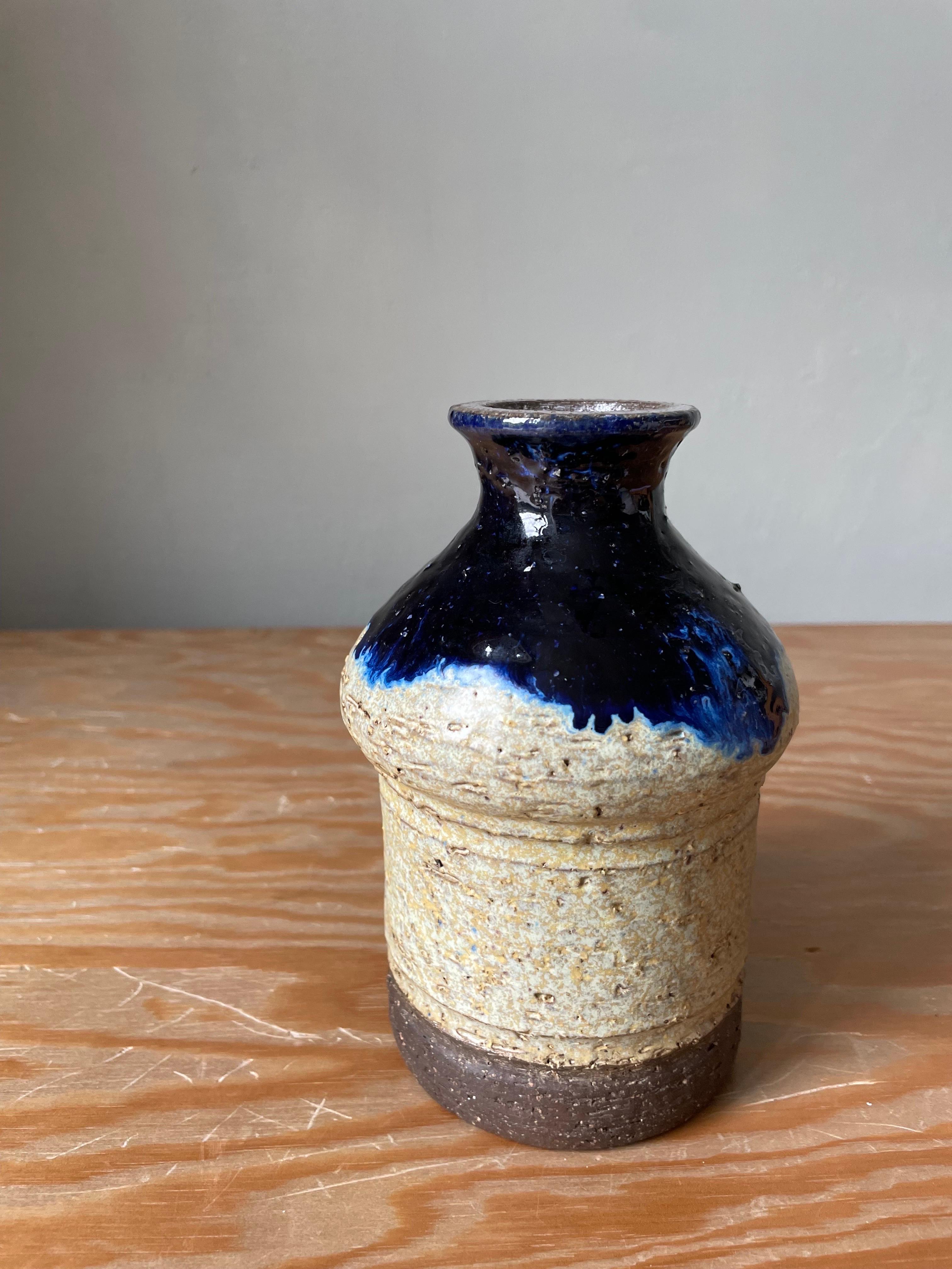 Danish Rustic Stoneware Blue Glaze Vase, 1960s For Sale 1