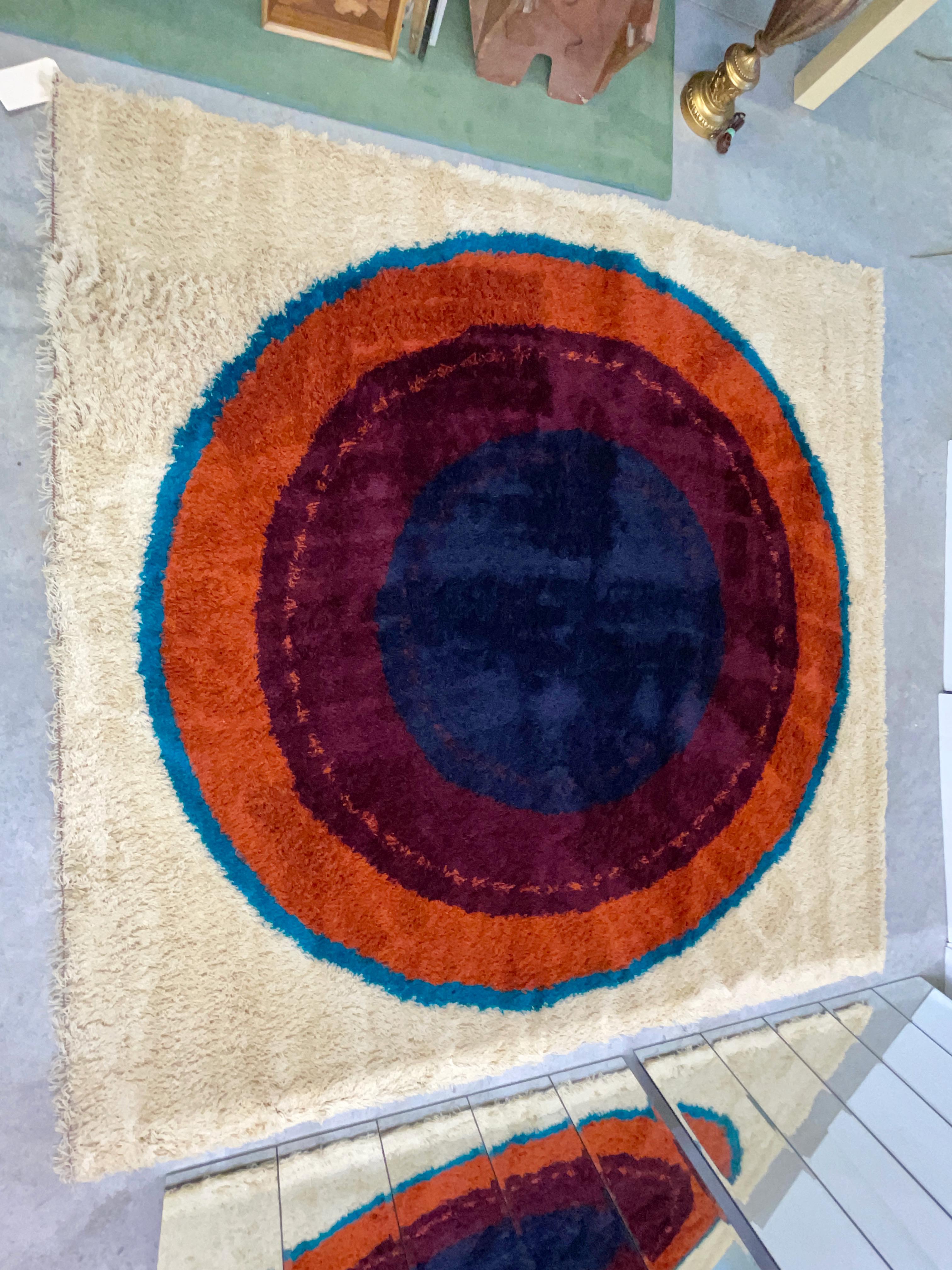 Scandinavian Modern Danish Rya Bulls Eye Rug by Hojer Eksport Eilton For Sale