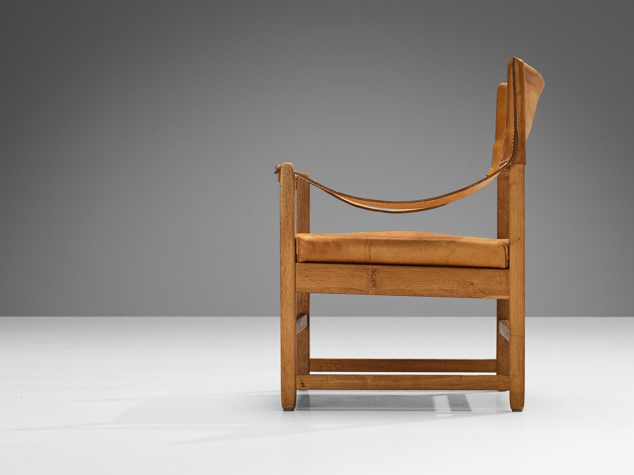Danish Safari Chair in Cognac Leather and Oak  For Sale 1