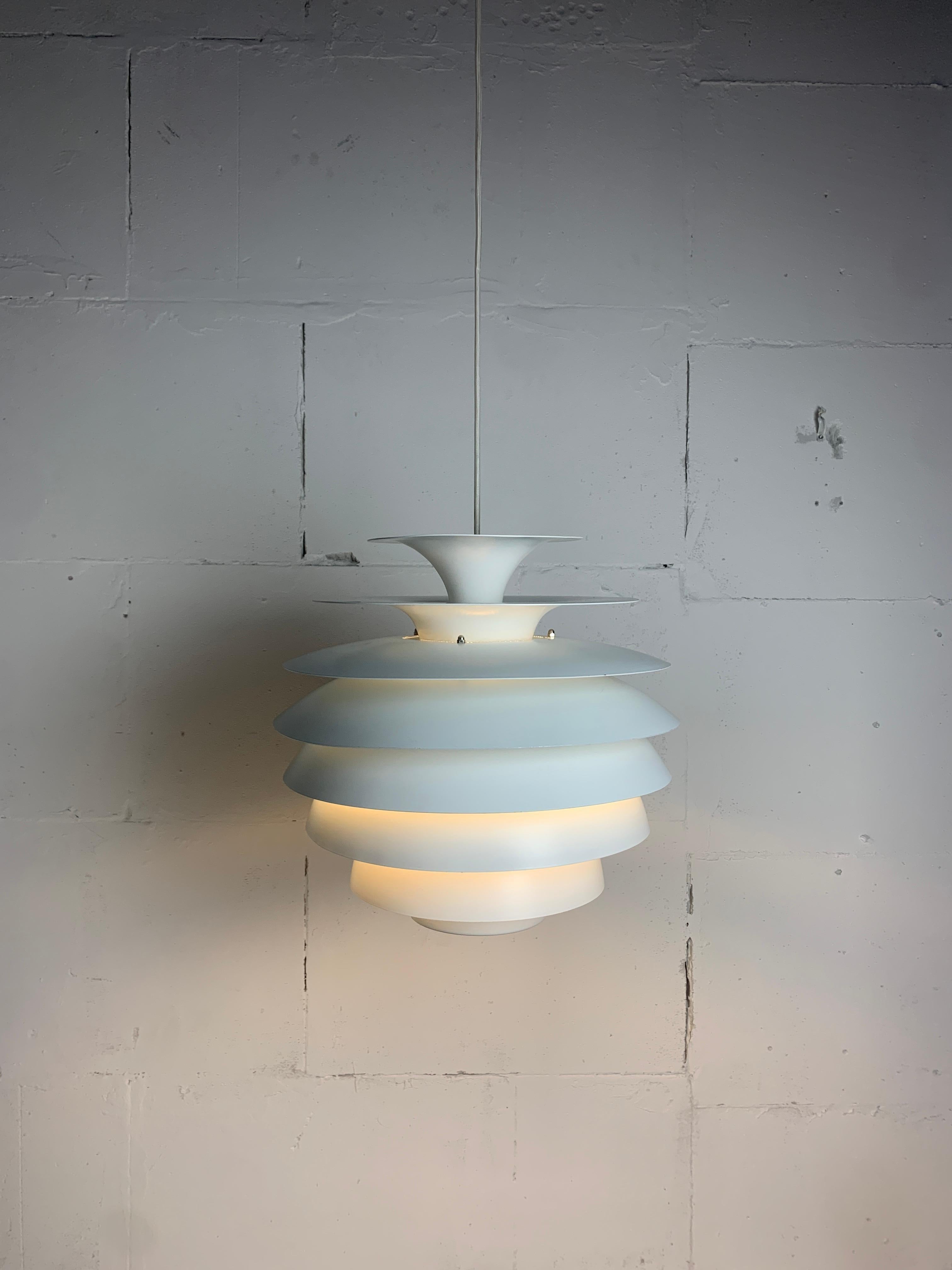 Lampe suspendue danoise scandinave « Barcelone » de Bent Karlby, 1 en vente 3