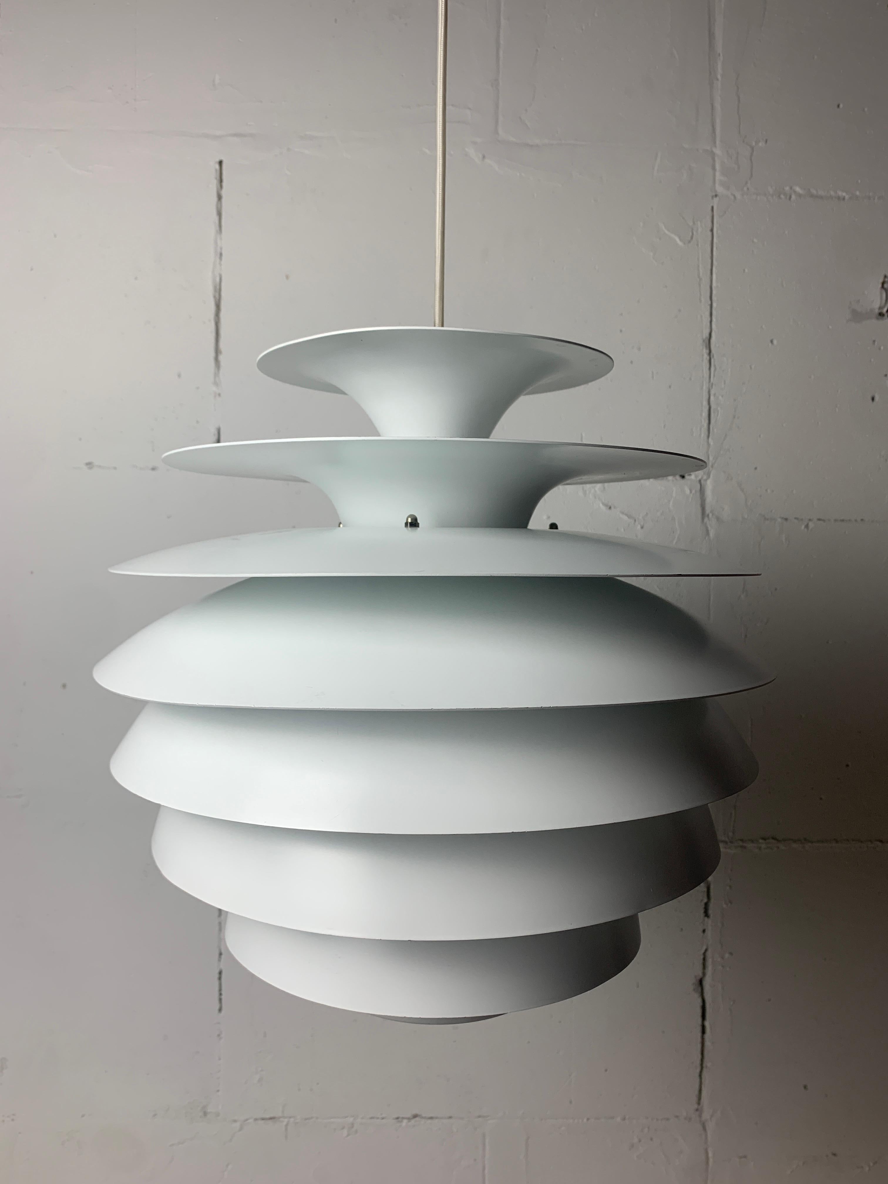 Lampe suspendue danoise scandinave « Barcelone » de Bent Karlby, 1 en vente 6