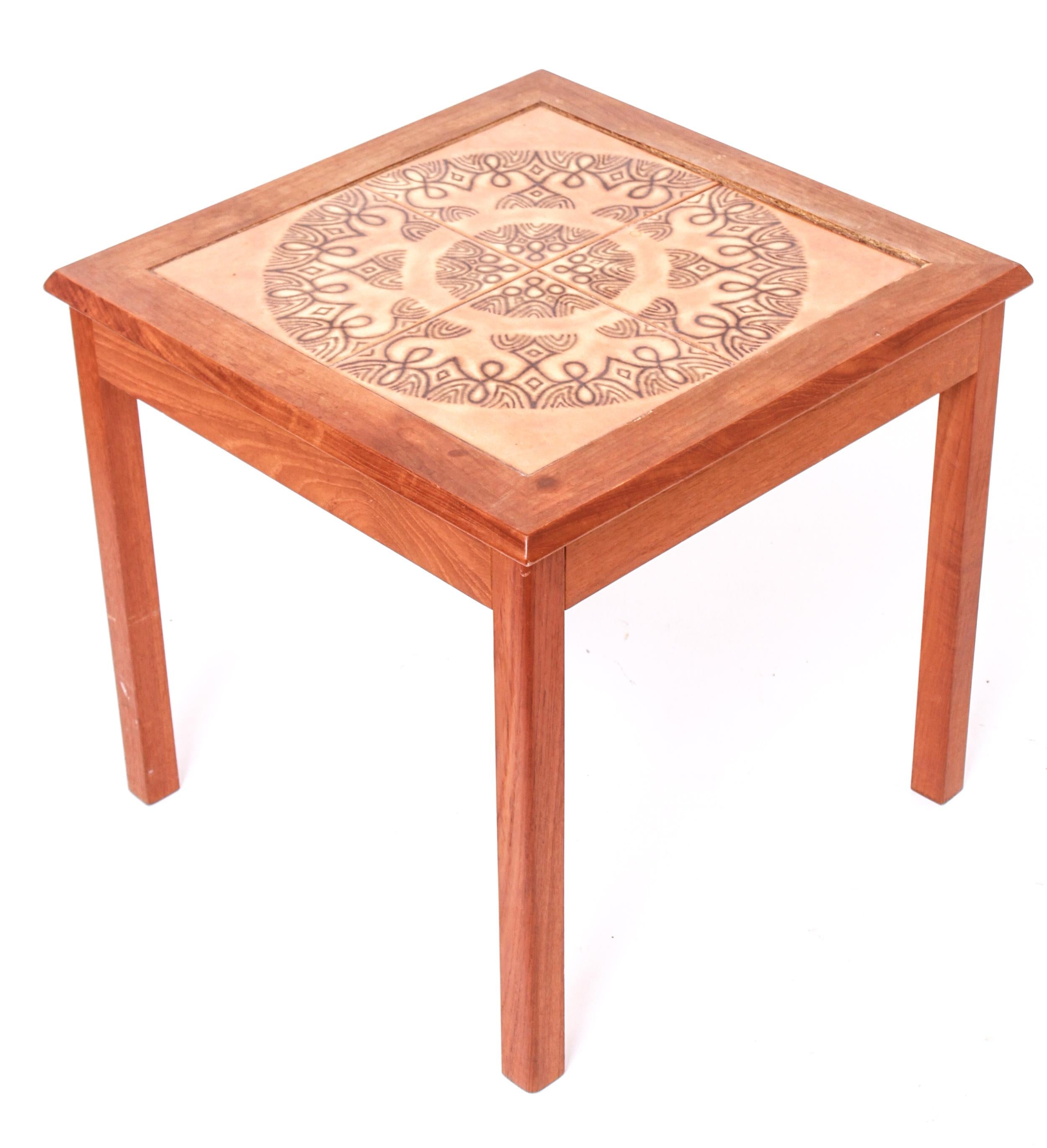 Danish Scandinavian Modern Tiled Top Square Side Table In Good Condition In New York, NY