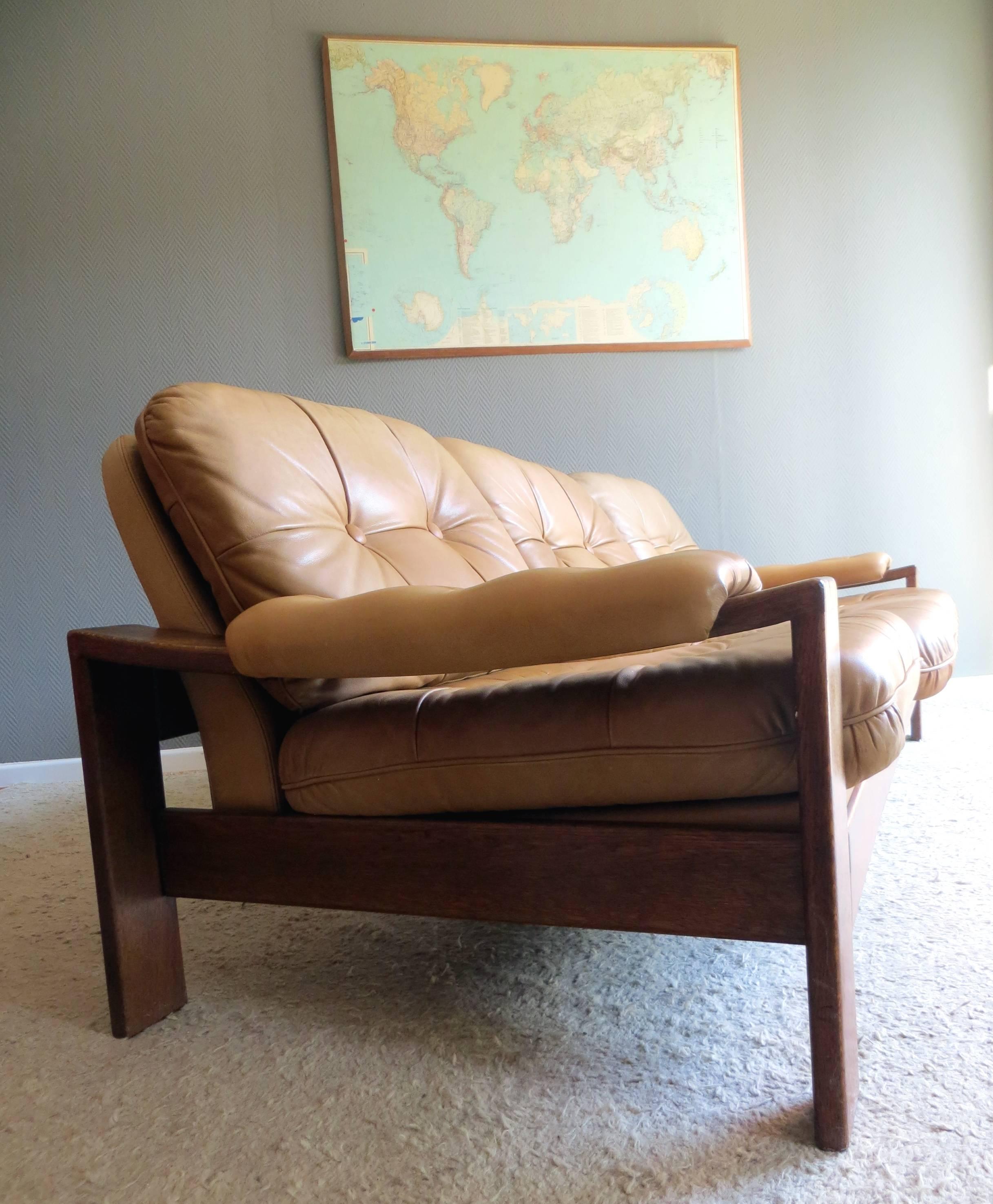 Scandinavian Modern Danish Scandinavian Oak and Leather Cottage Lodge Three-Seat Sofa, 1960s