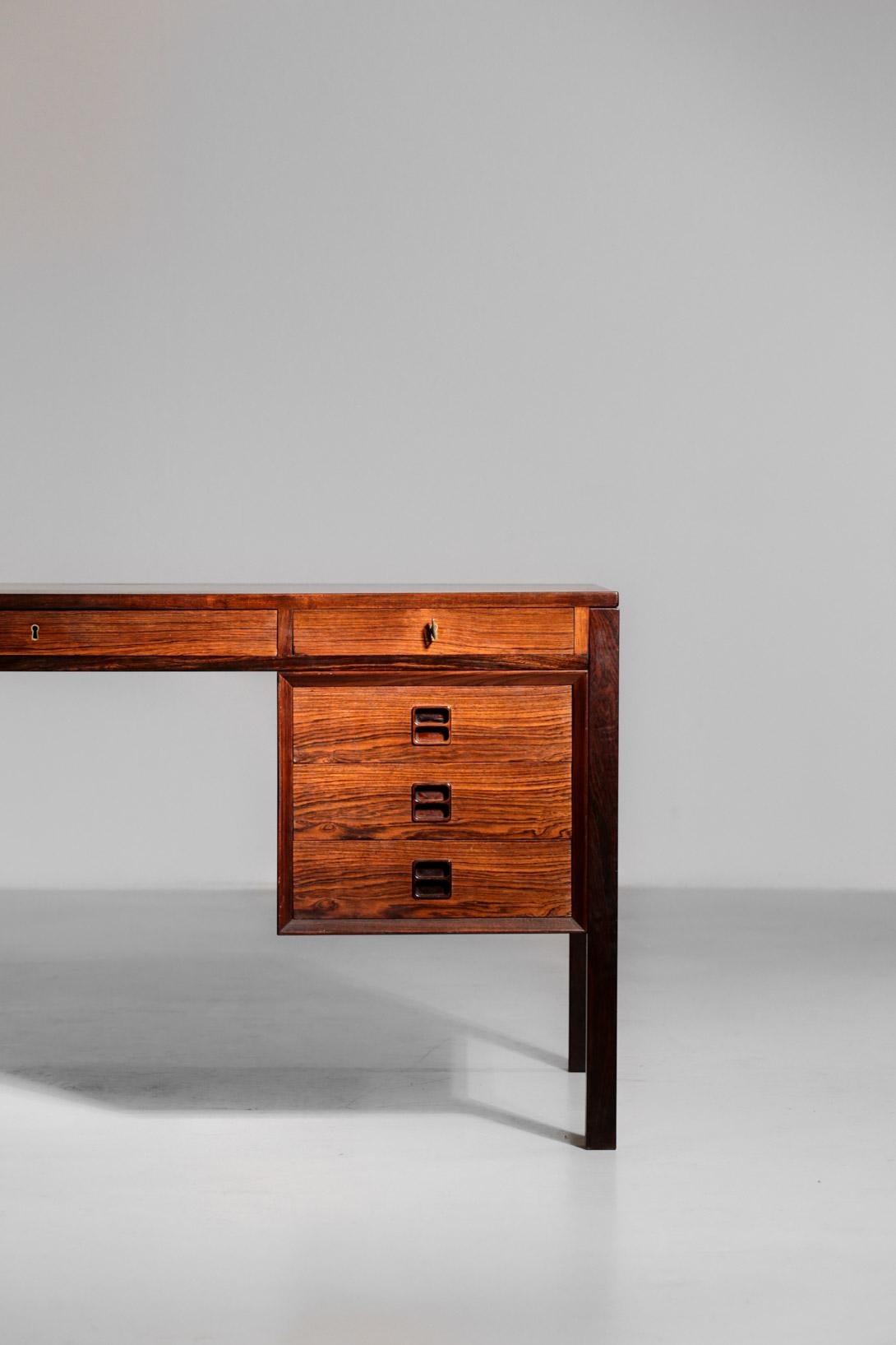 scandinavian desk by Arne Vodder in rosewood.