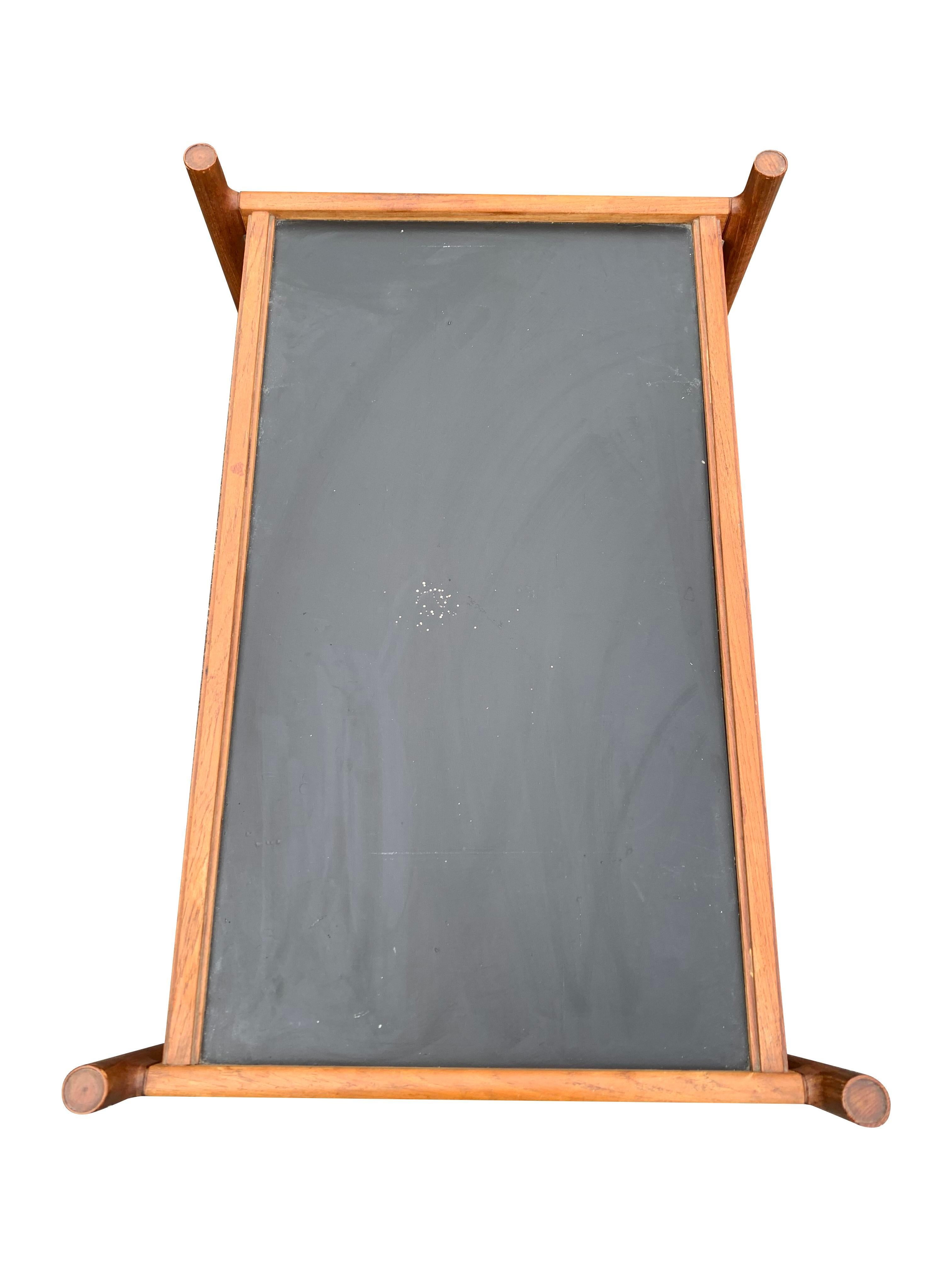 Carrito de Té o Bar Escandinavo Danés de Madera de Teca con Bandeja de Servicio Extraíble Escandinavo moderno en venta