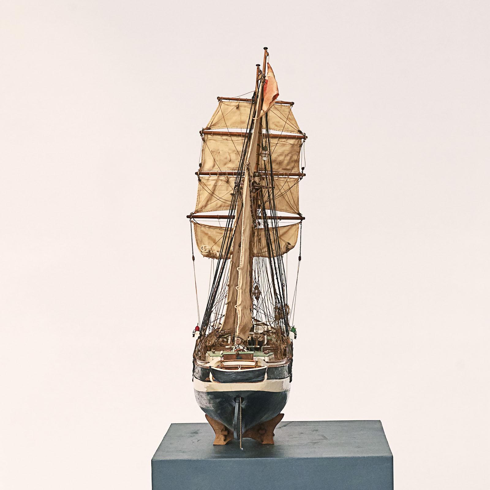 Danish Schooner Model Ship, circa 1860-1880 In Good Condition In Kastrup, DK