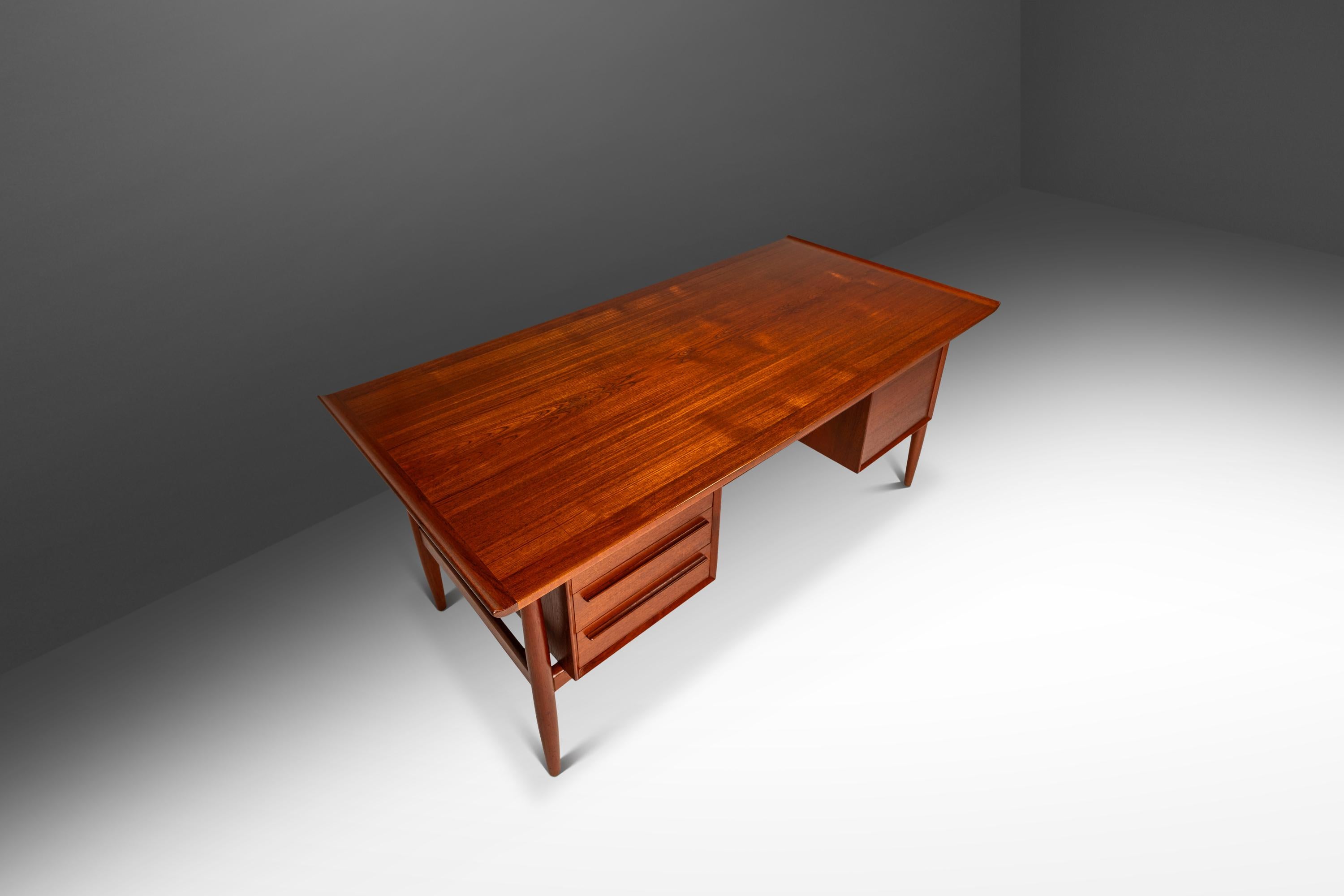 Teak Danish Sculpted Executive Desk by Arne Vodder for H.P. Hansen, Denmark, c. 1960s
