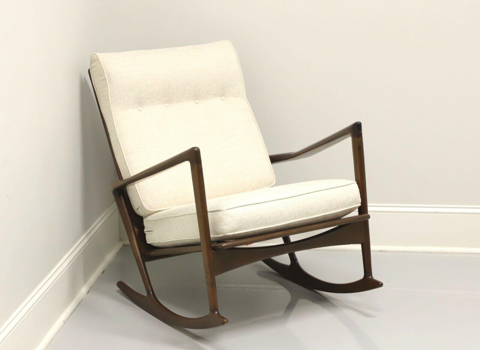 Danish Sculpted Rocking Chair by Ib Kofod-Larsen for Selig - B 7