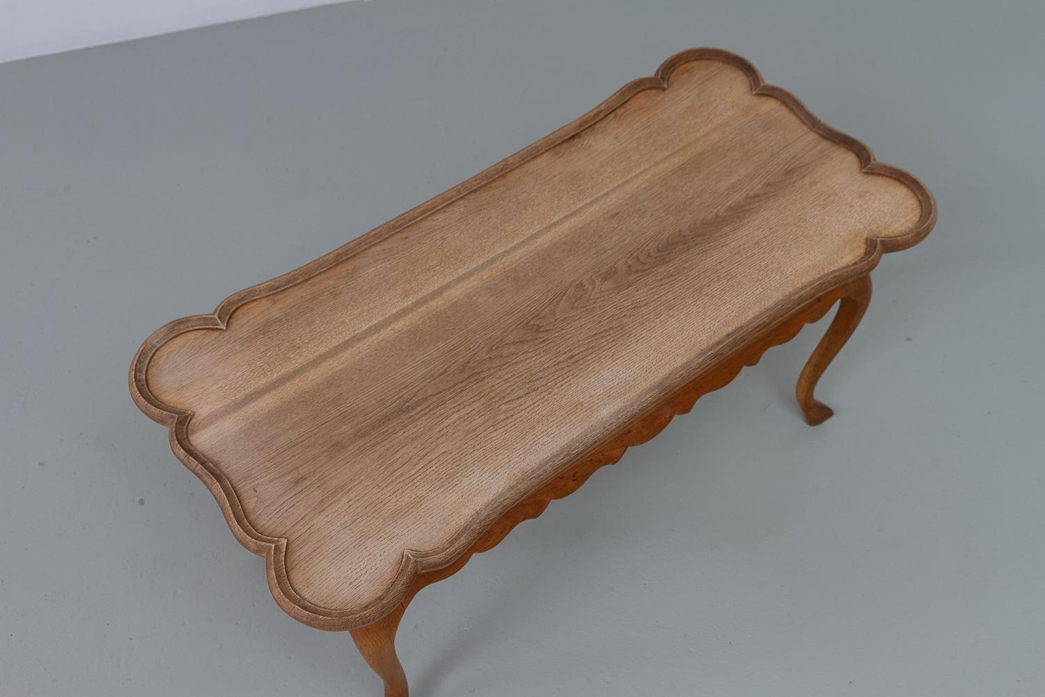 Danish Sculptural Solid Oak Coffee Table by Frits Henningsen, 1940s. For Sale 5