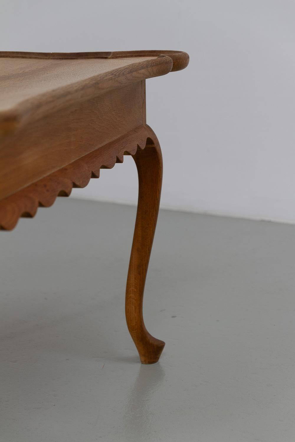 Danish Sculptural Solid Oak Coffee Table by Frits Henningsen, 1940s. For Sale 7