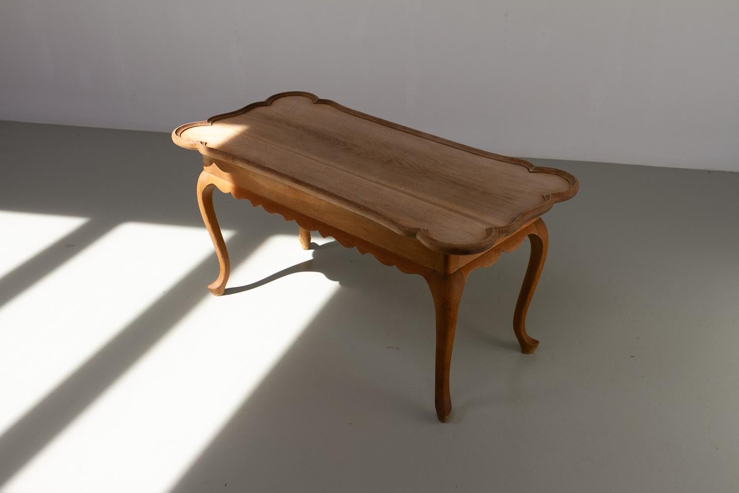 Mid-Century Modern Danish Sculptural Solid Oak Coffee Table by Frits Henningsen, 1940s. For Sale
