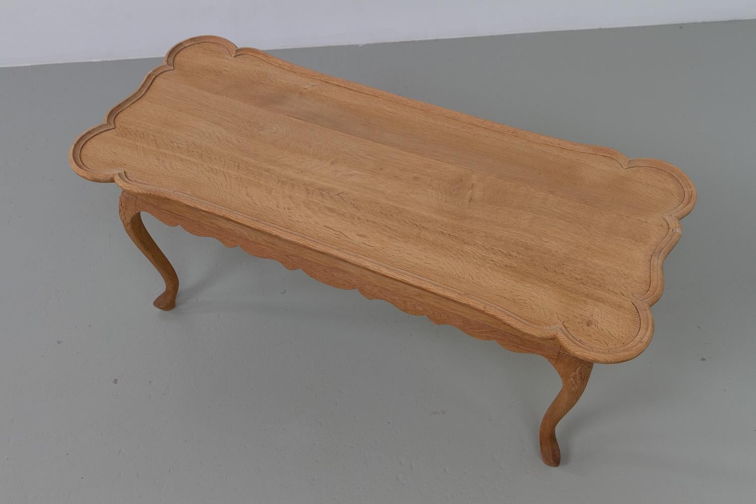 Scandinavian Modern Danish Sculptural Solid Oak Coffee Table by Frits Henningsen, 1940s. For Sale