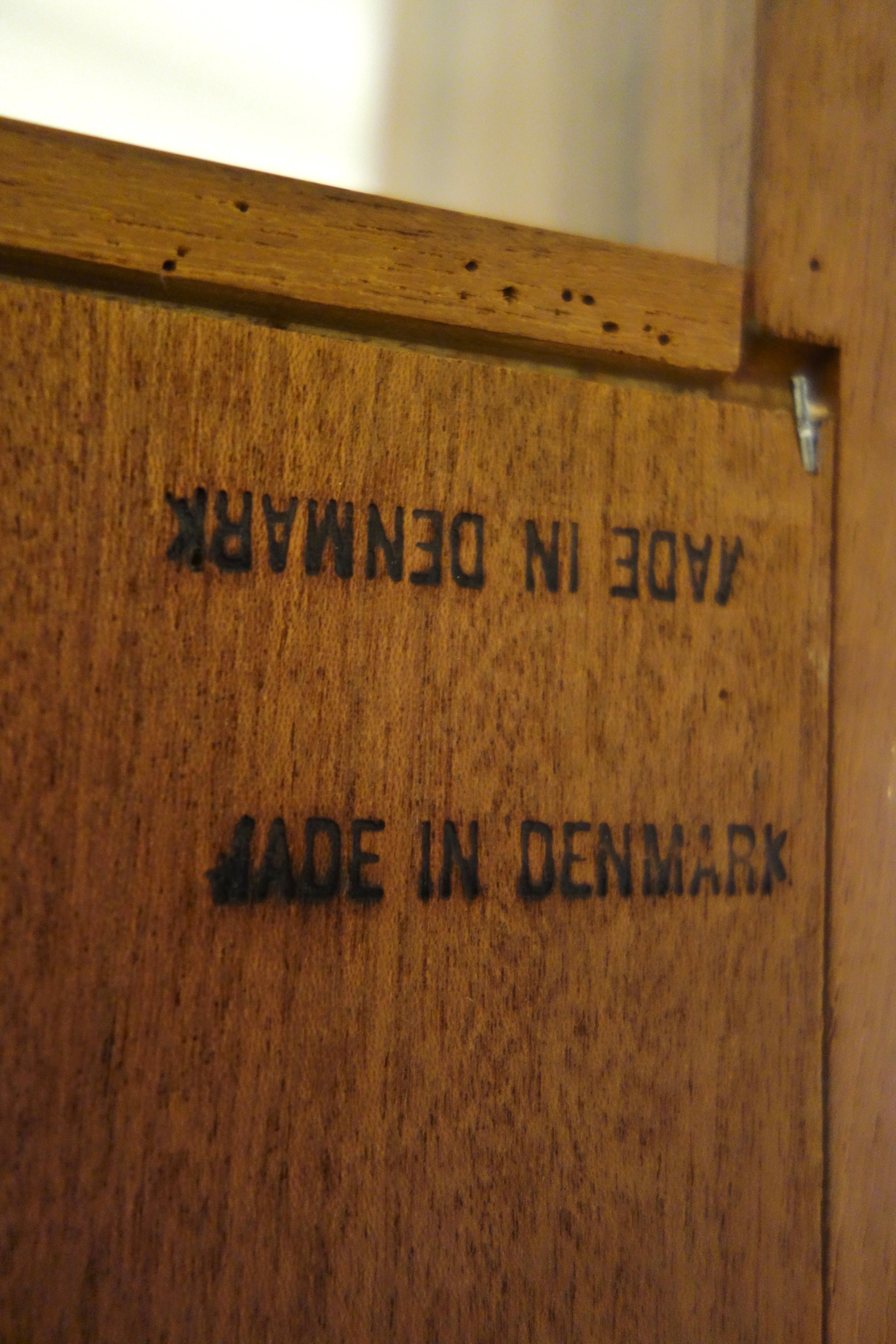 Danese Segretaria danese in palissandro chiaro di Arne Wahl Iversen anni '60 in vendita