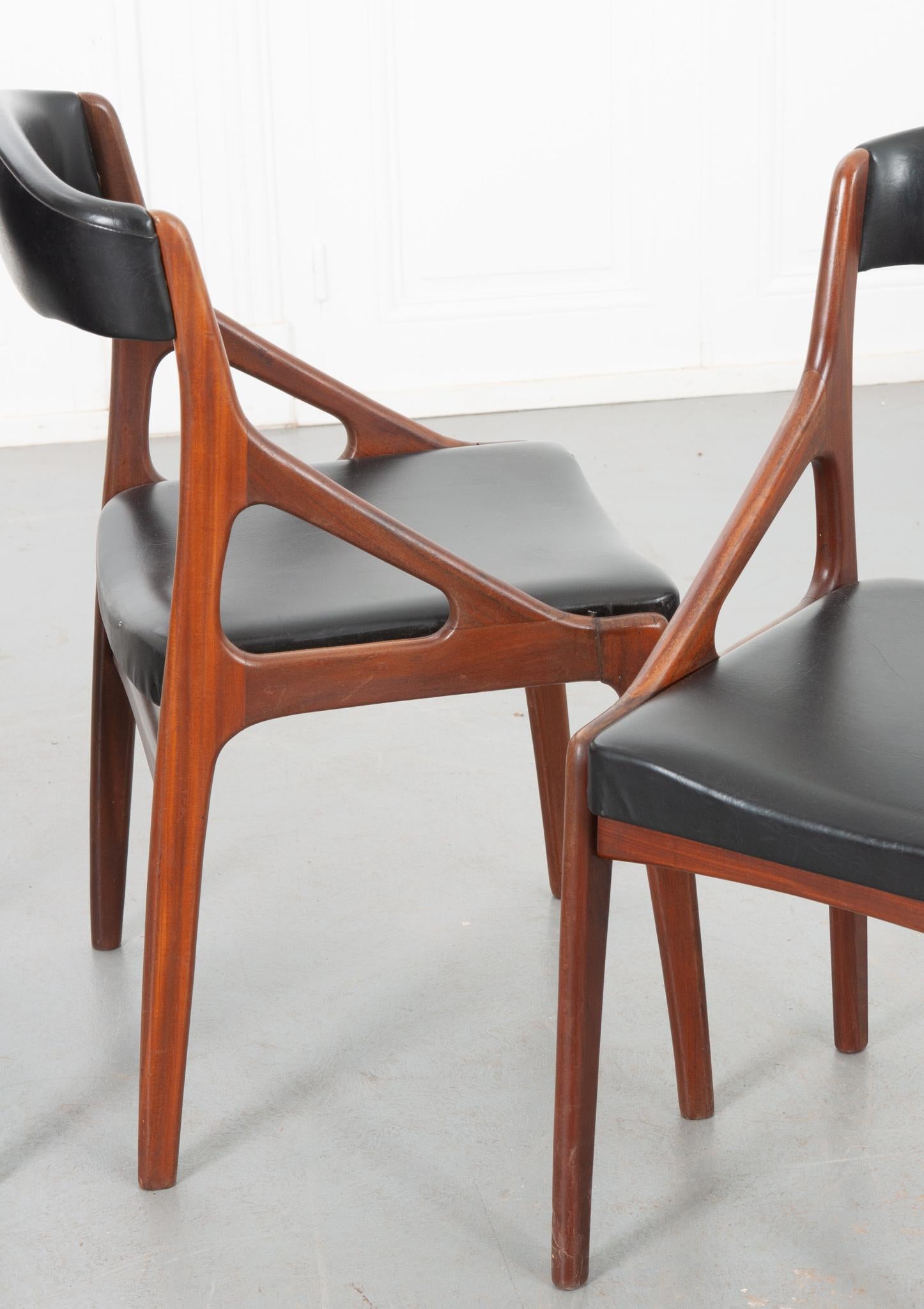 20th Century Danish Set of 4 Mid Century Dining Chairs