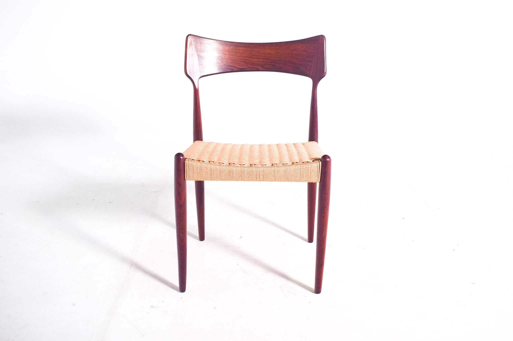Bois de rose Ensemble danois de 6 chaises de salle à manger produit par Bernhard Pedersen & Son, années 1960 en vente