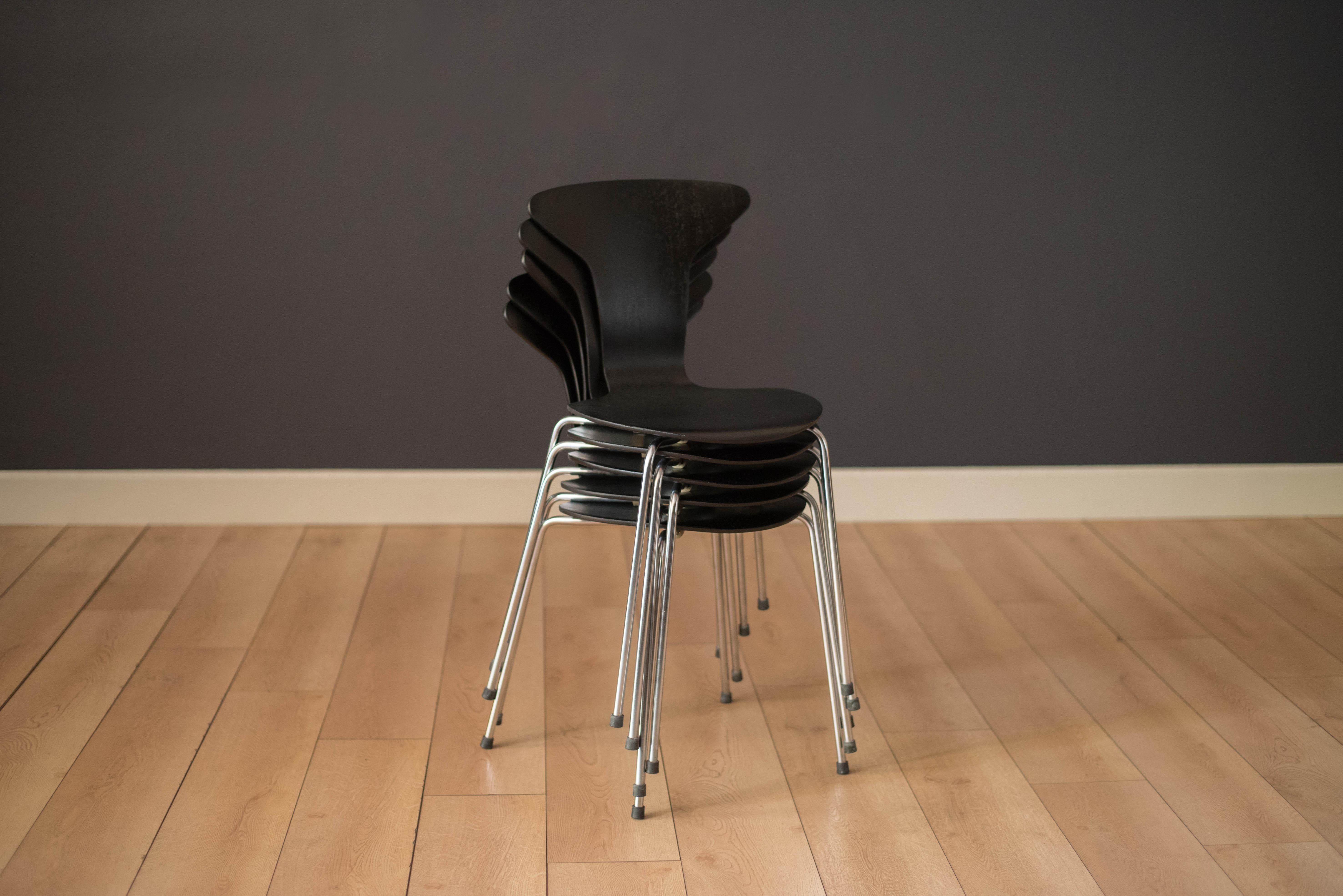 Danish Mosquito Munkegård Dining Chairs by Arne Jacobsen 3